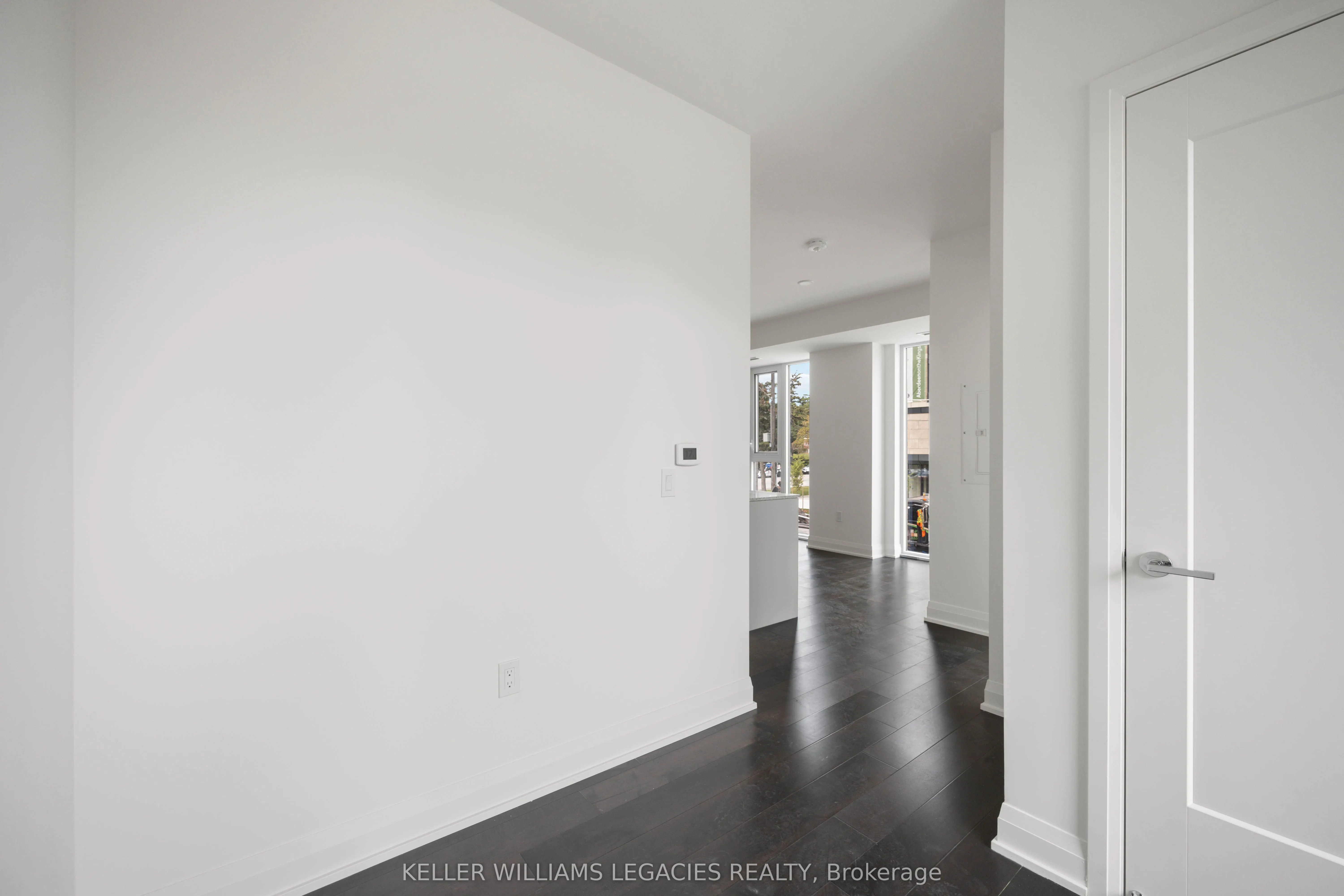 293 The Kingsway, #221