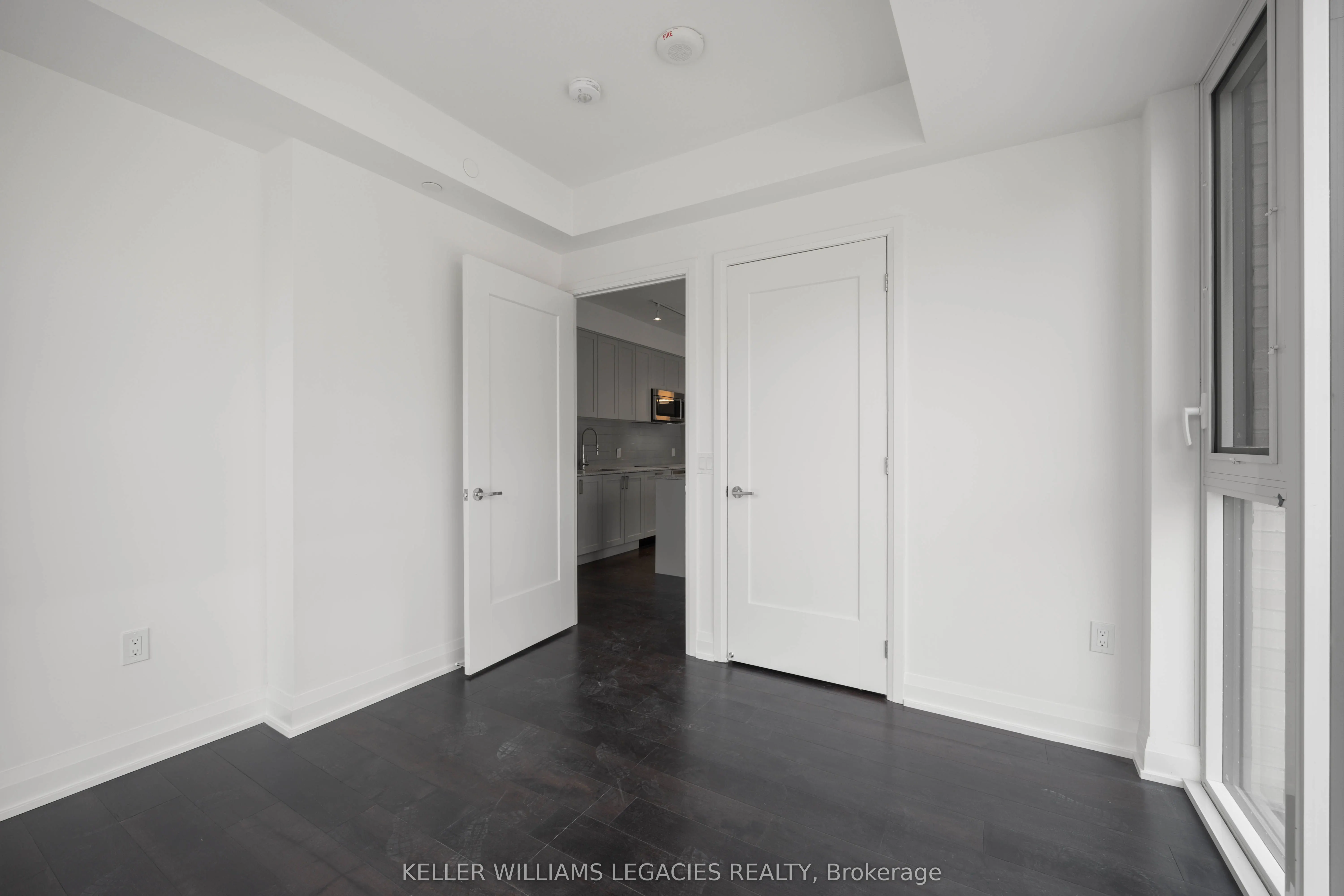 293 The Kingsway, #221