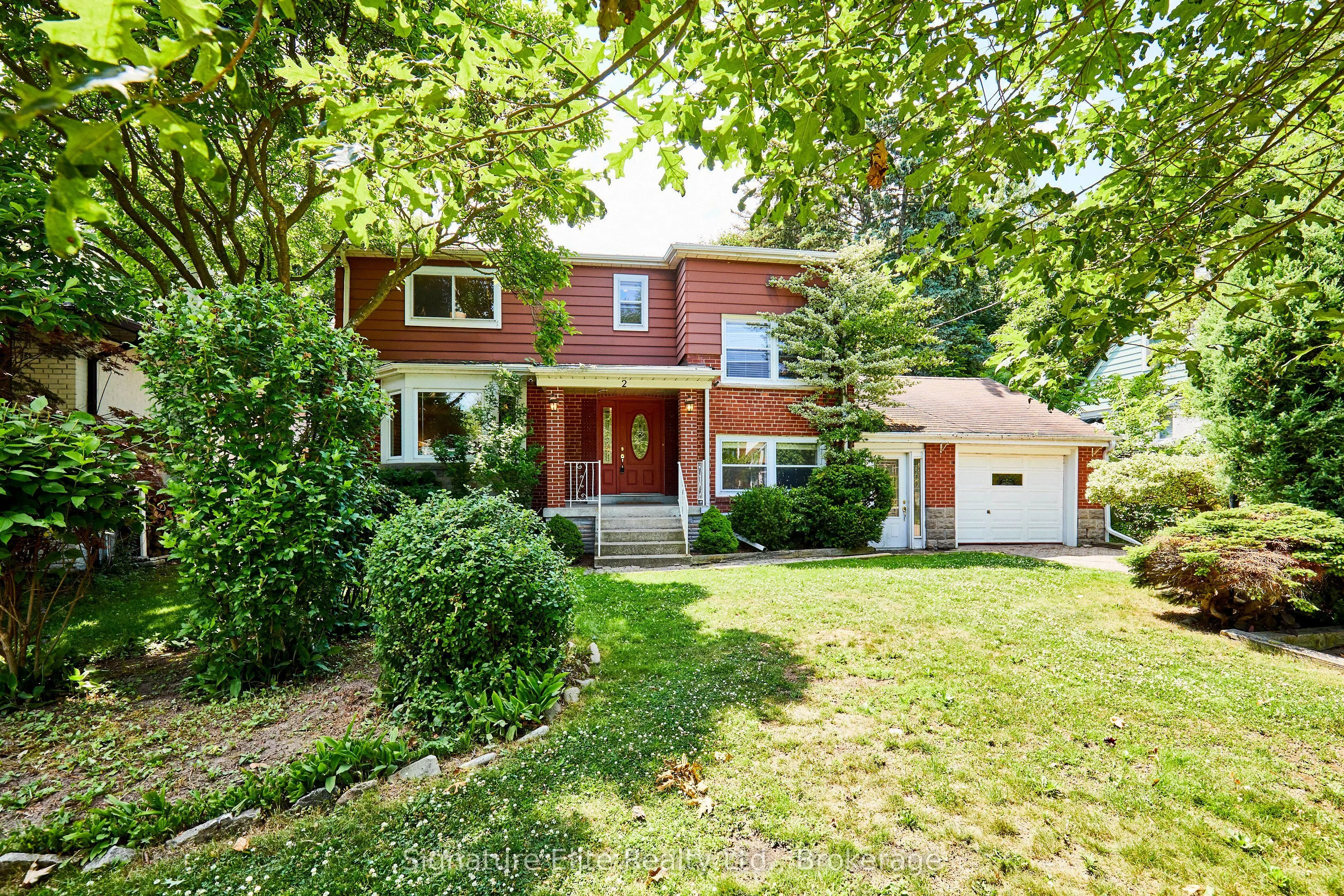 2 Elton Crescent