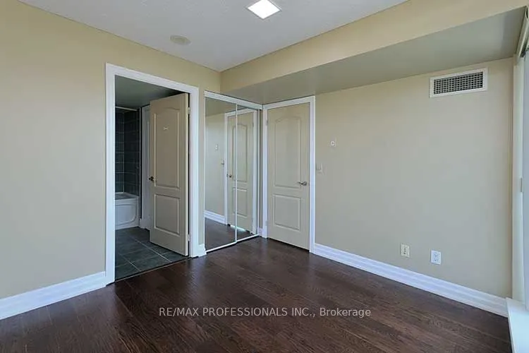 2121 Lake Shore Boulevard W, #1203