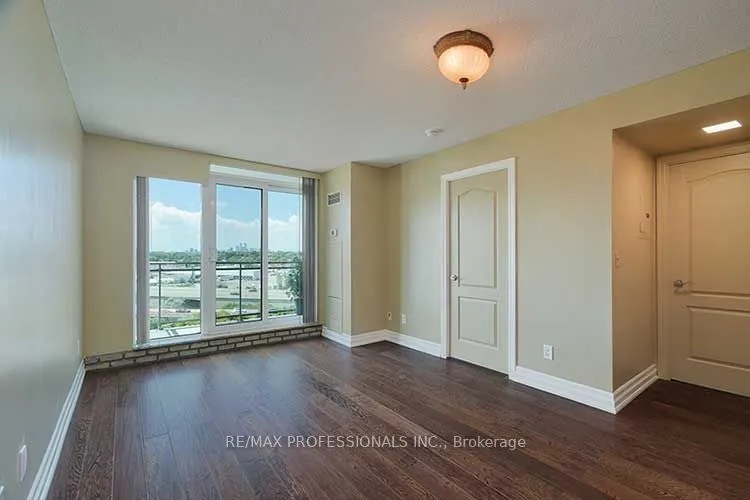 2121 Lake Shore Boulevard W, #1203