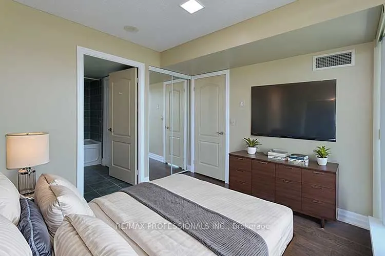 2121 Lake Shore Boulevard W, #1203
