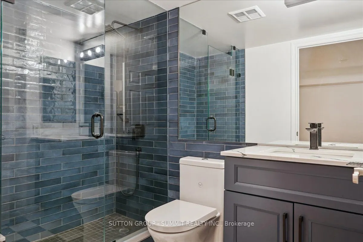 5229 Dundas Street W, #511