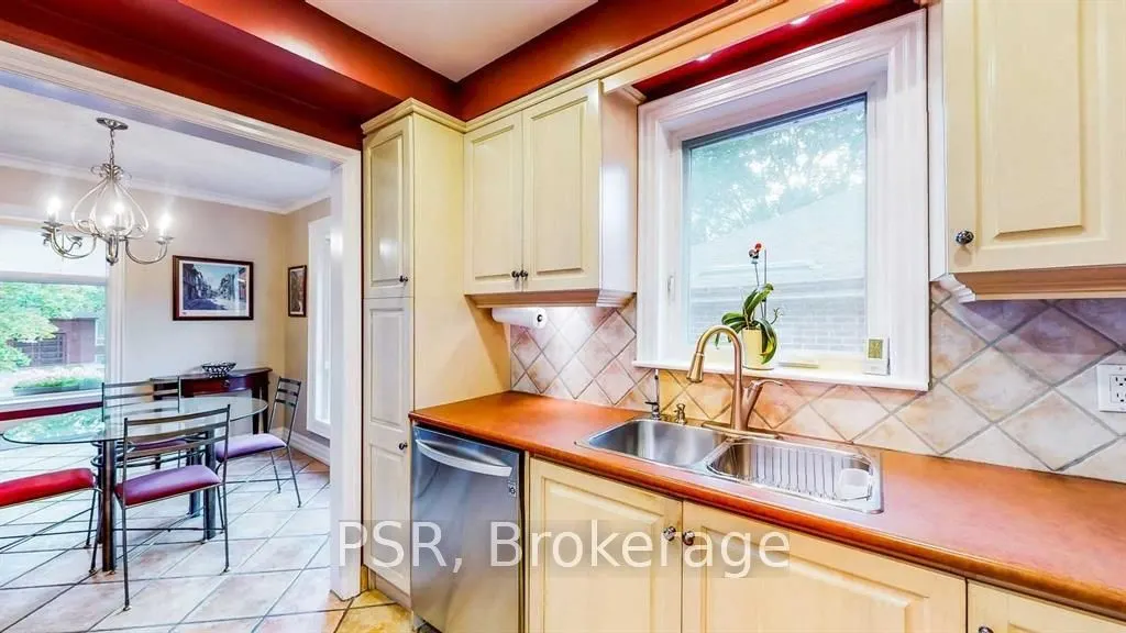 54 George Anderson Drive, #Main