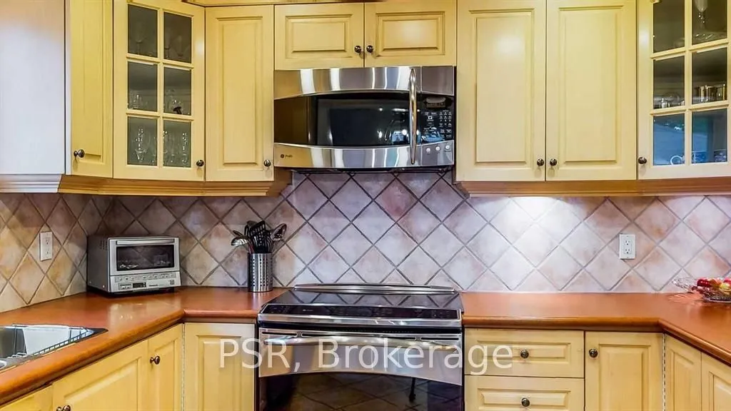 54 George Anderson Drive, #Main