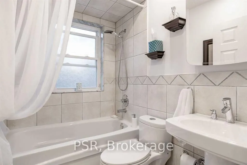 54 George Anderson Drive, #Main