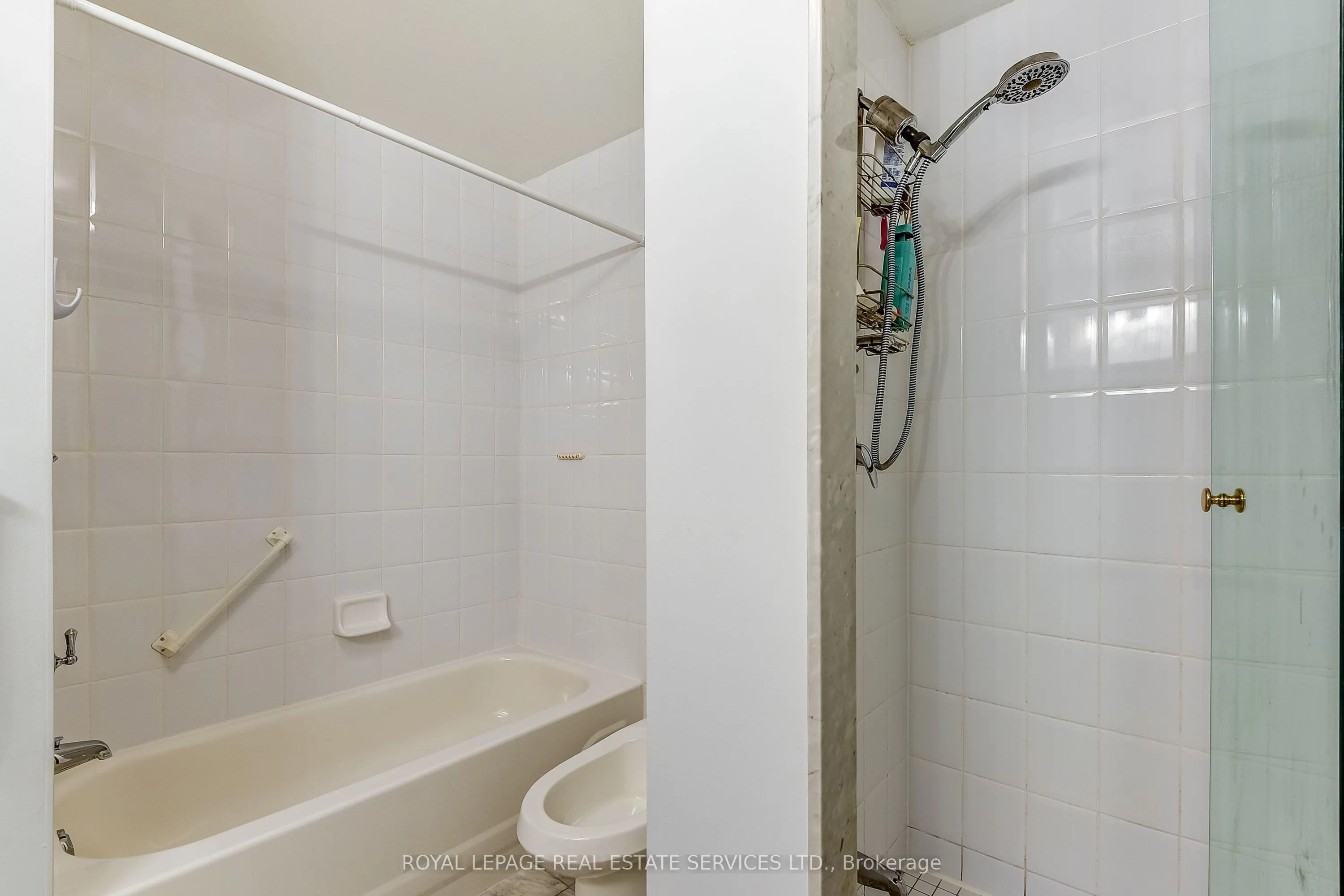935 Royal York Road, #208