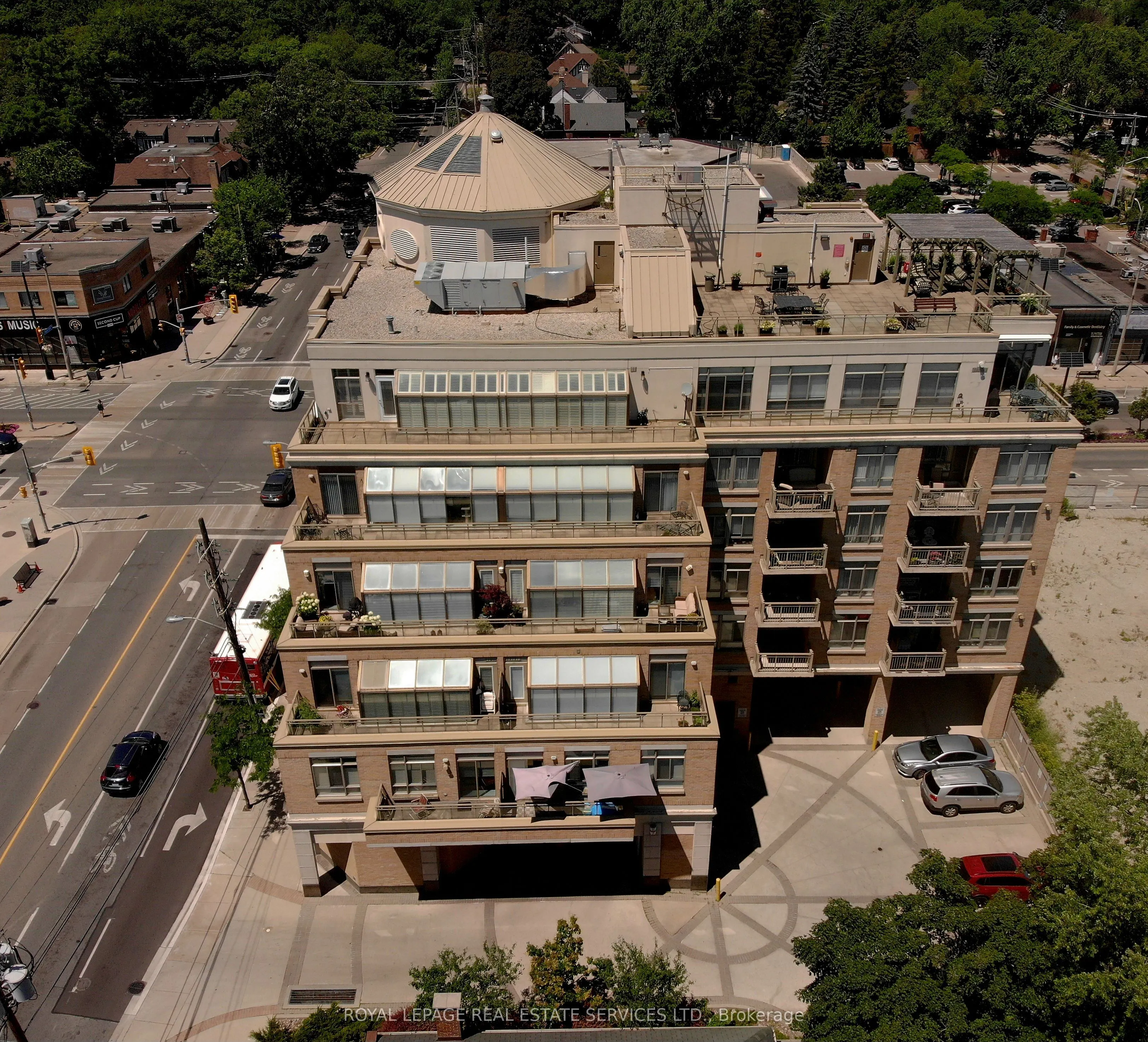 935 Royal York Road, #208