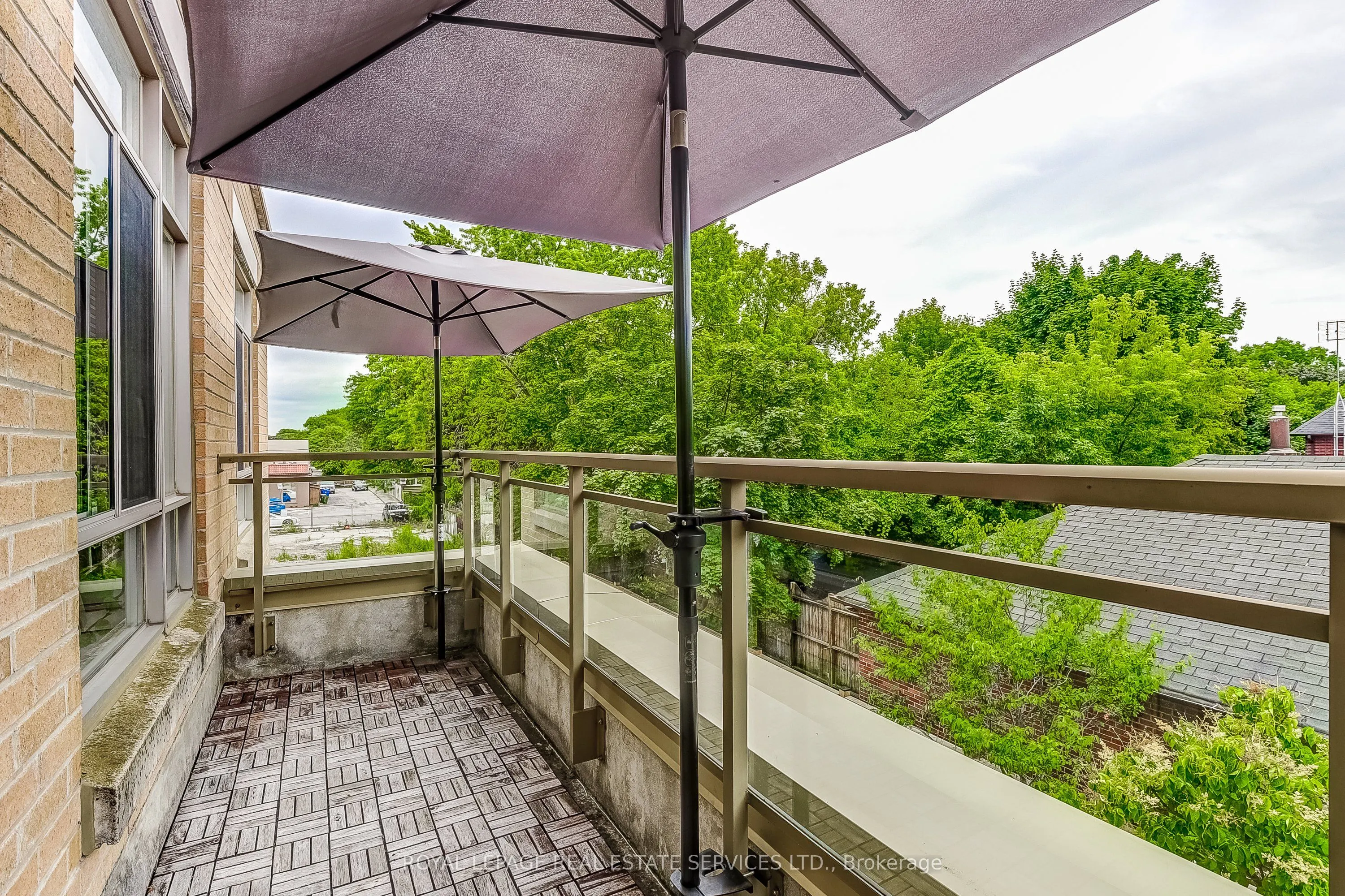 935 Royal York Road, #208