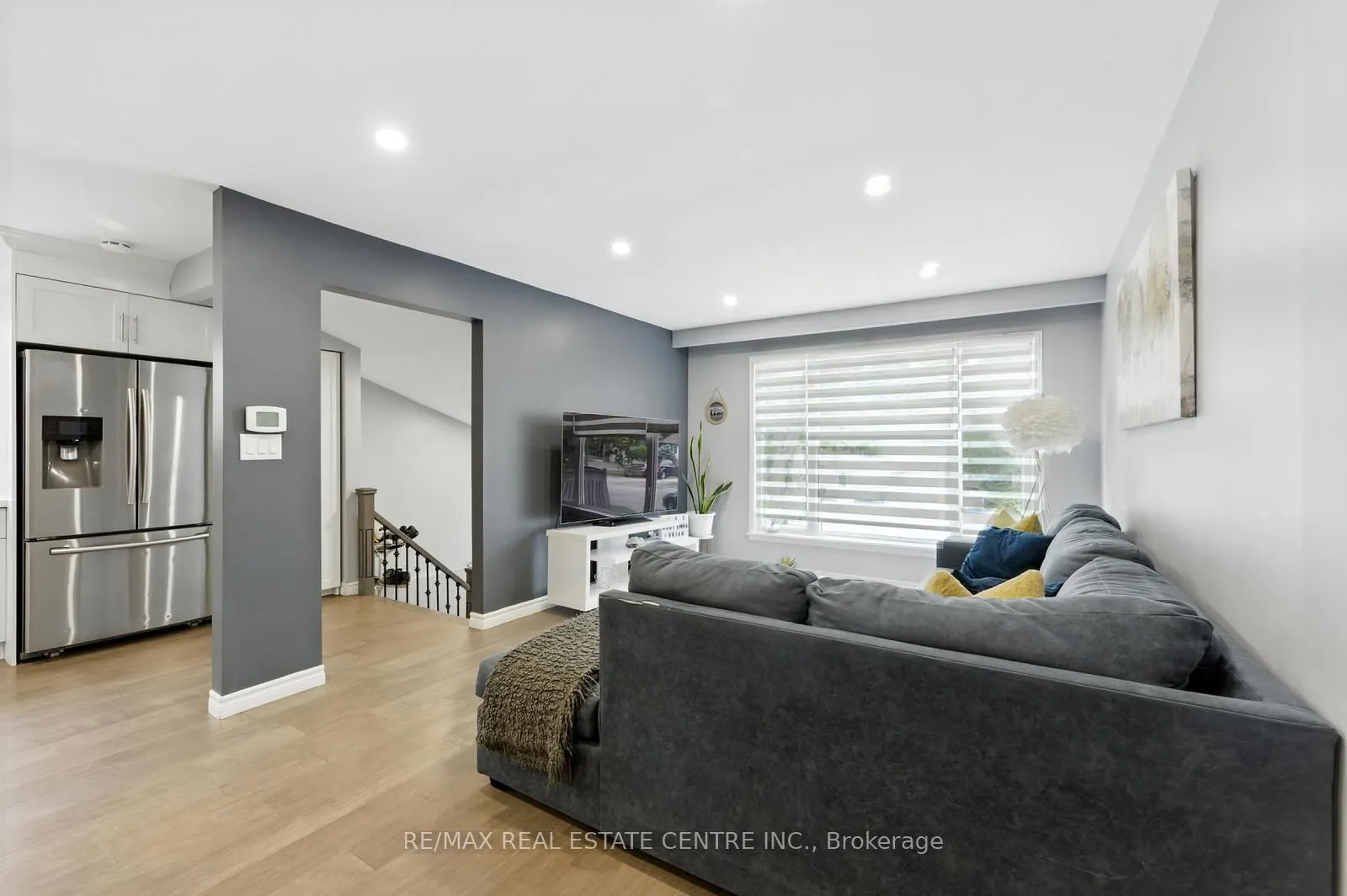 6423 Chaumont Crescent