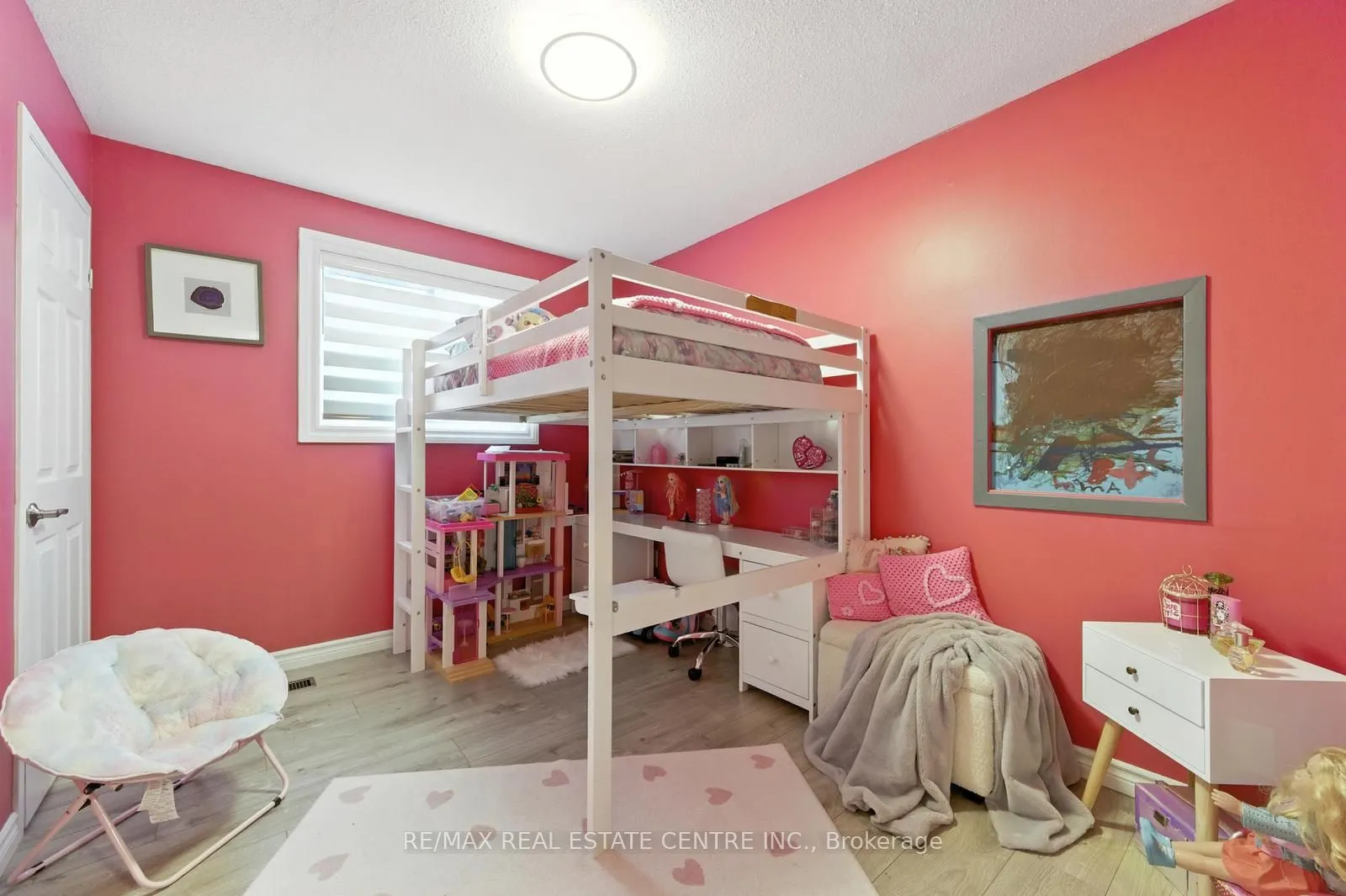 6423 Chaumont Crescent