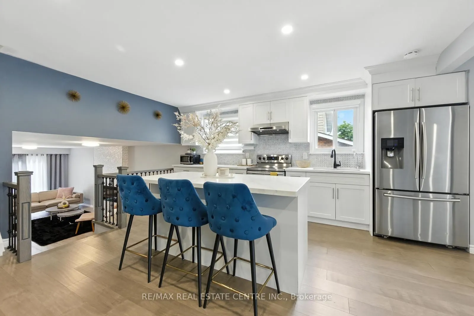 6423 Chaumont Crescent