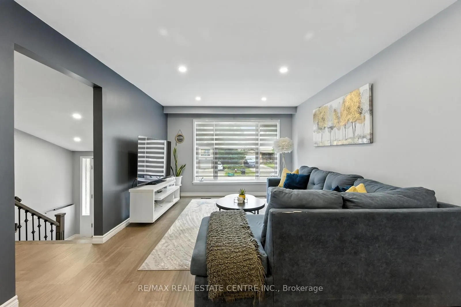 6423 Chaumont Crescent