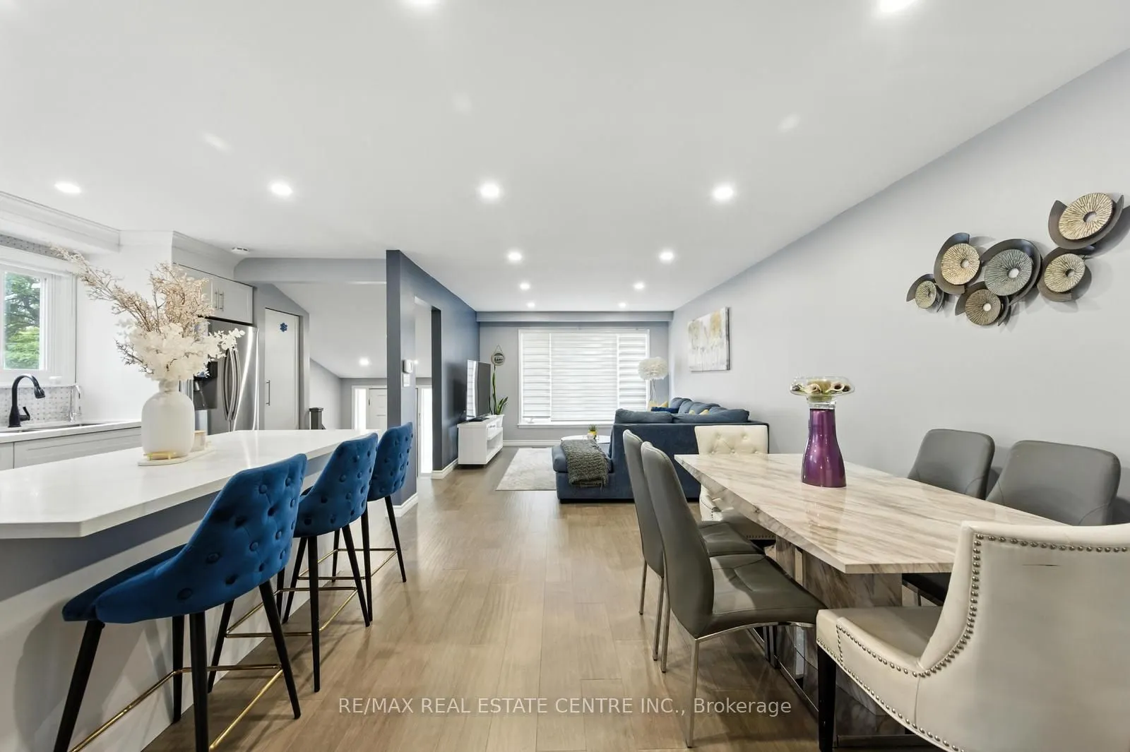 6423 Chaumont Crescent