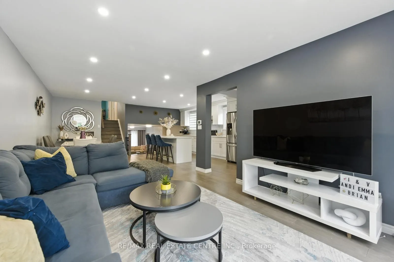 6423 Chaumont Crescent