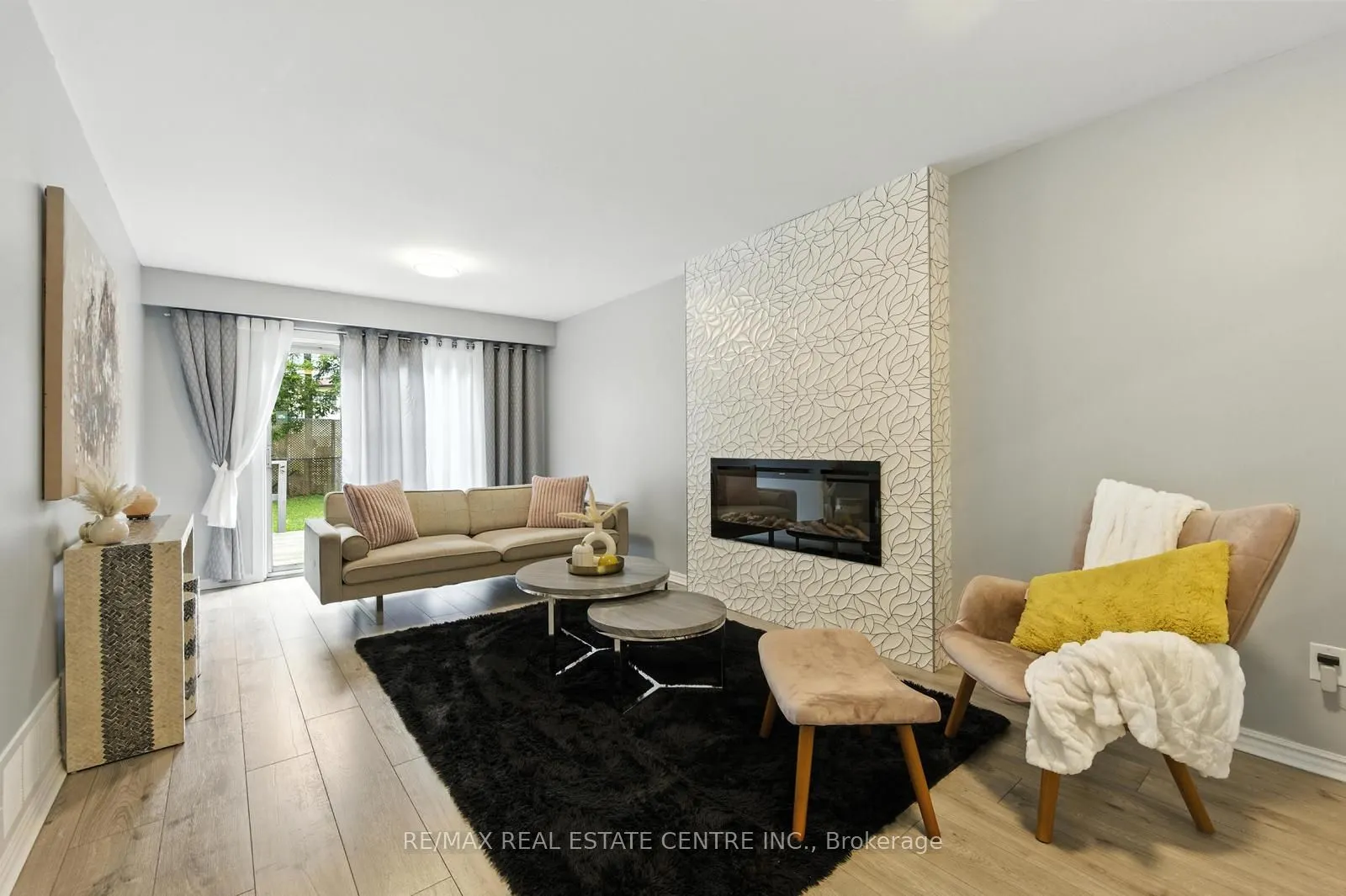 6423 Chaumont Crescent