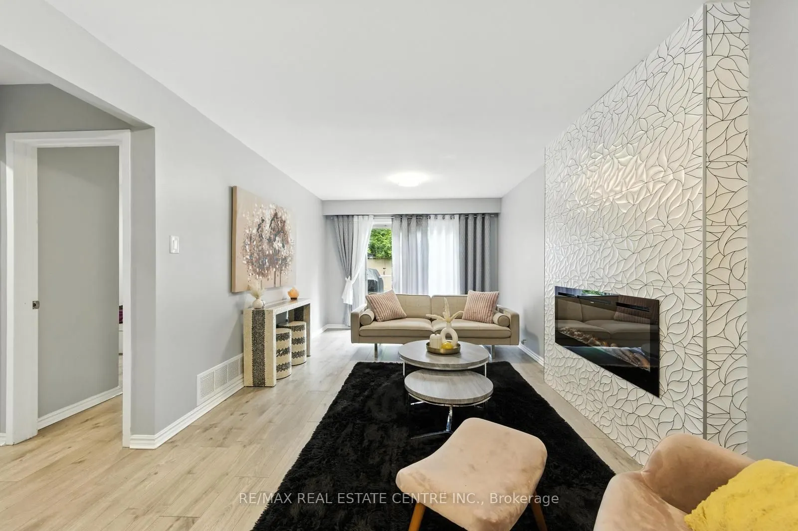 6423 Chaumont Crescent