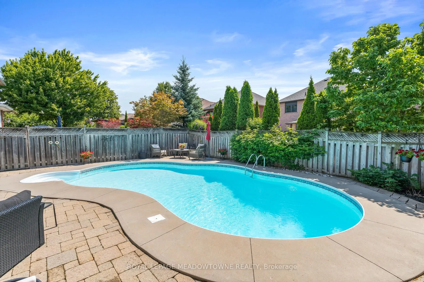 16 Chester Crescent S