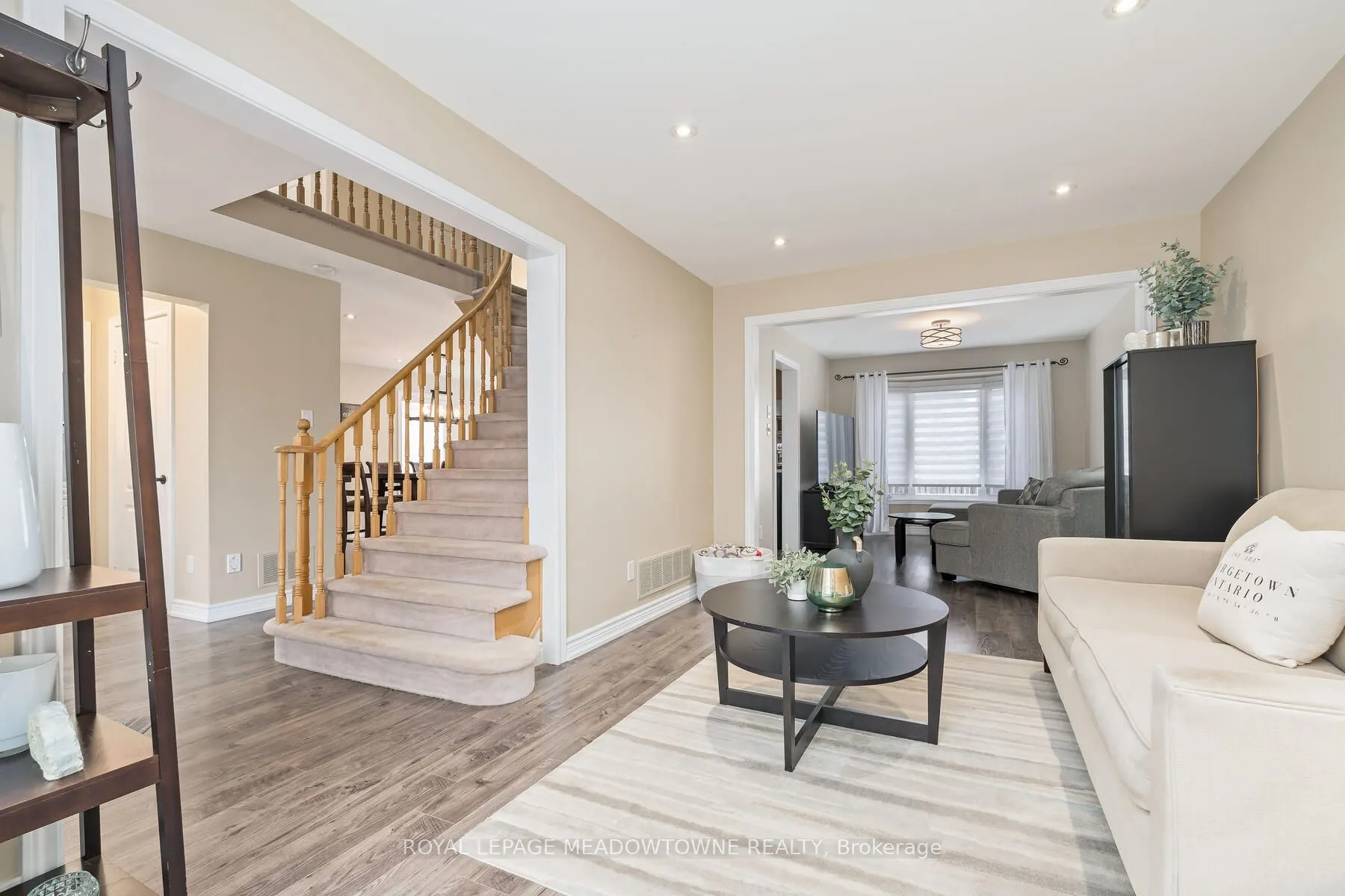 16 Chester Crescent S