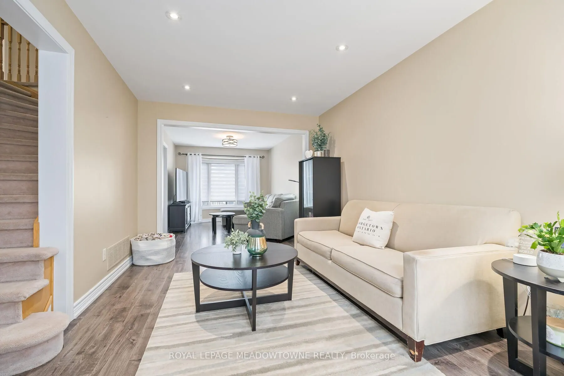 16 Chester Crescent S