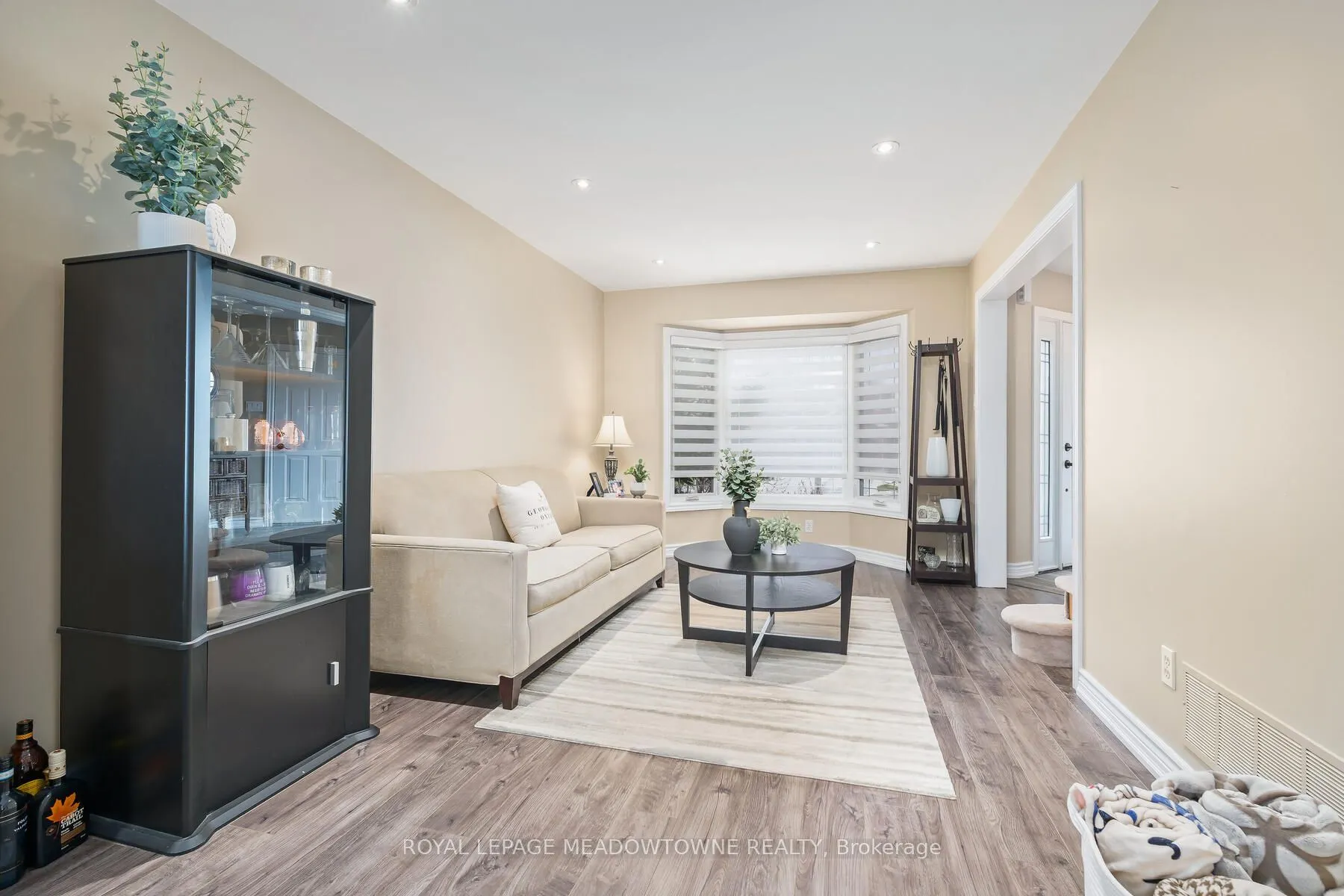 16 Chester Crescent S