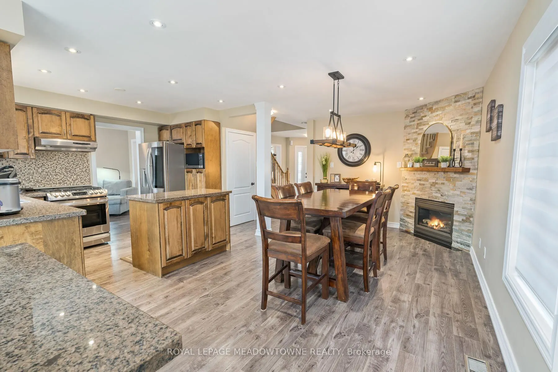 16 Chester Crescent S