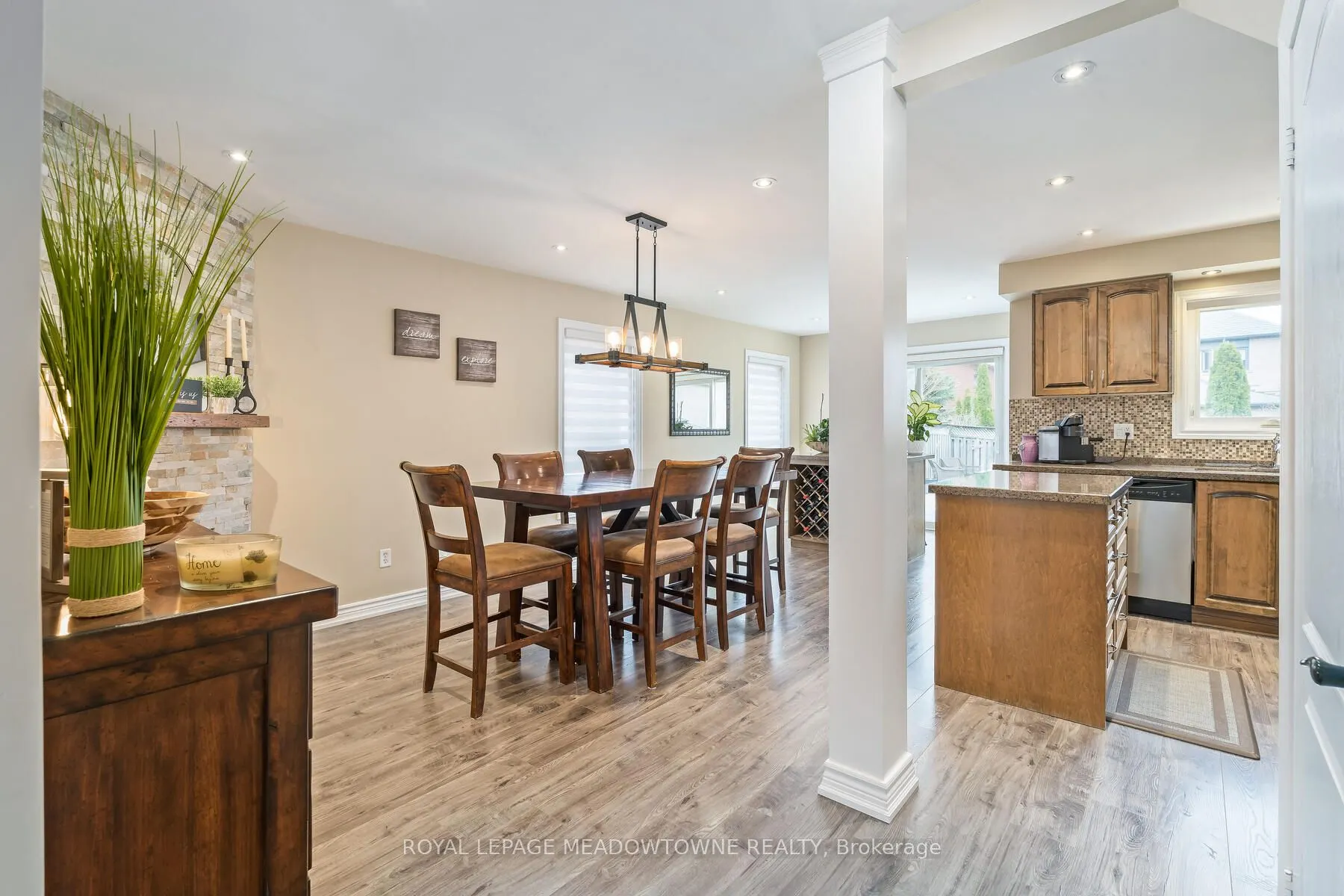 16 Chester Crescent S