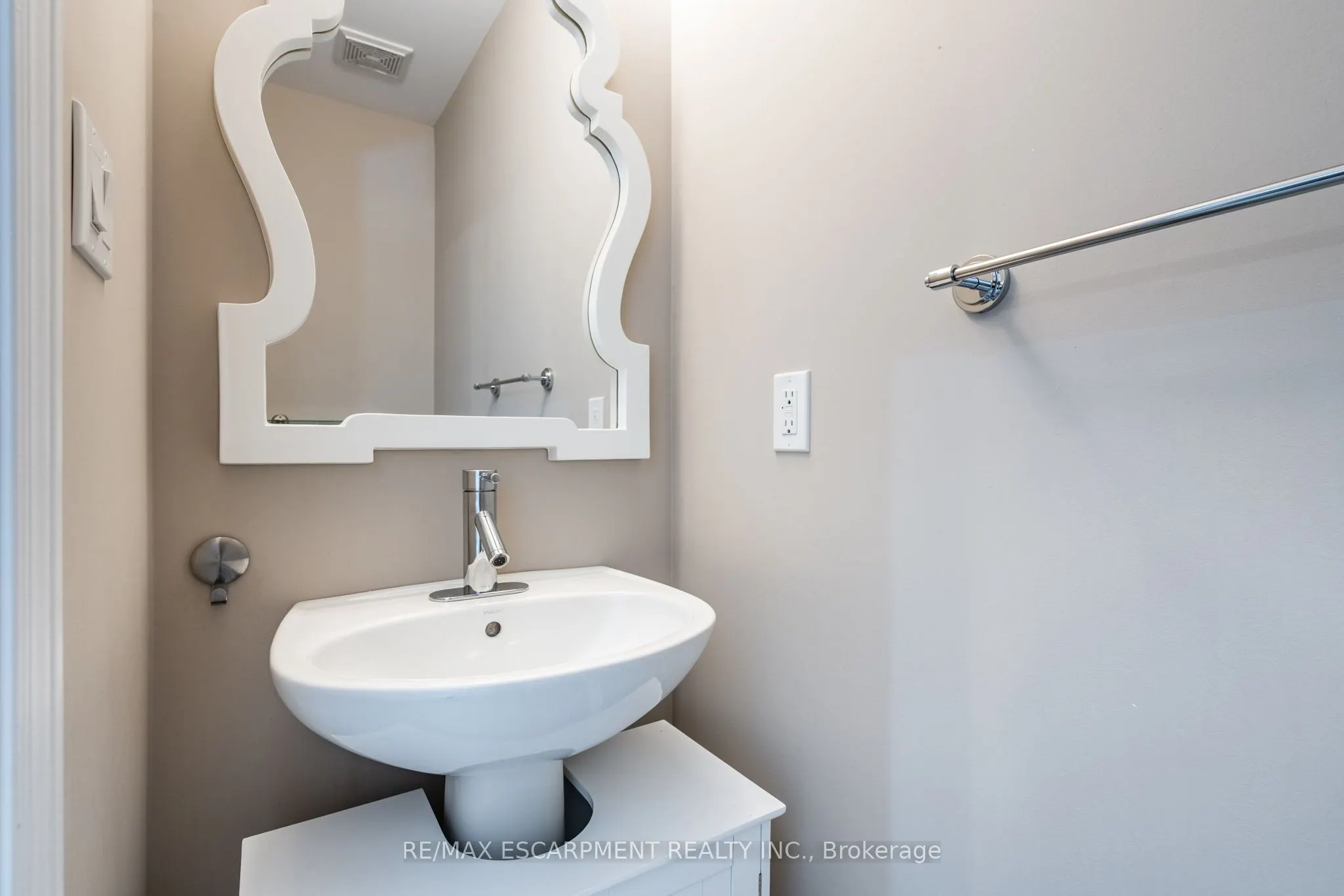 2086 Ghent Avenue, #41