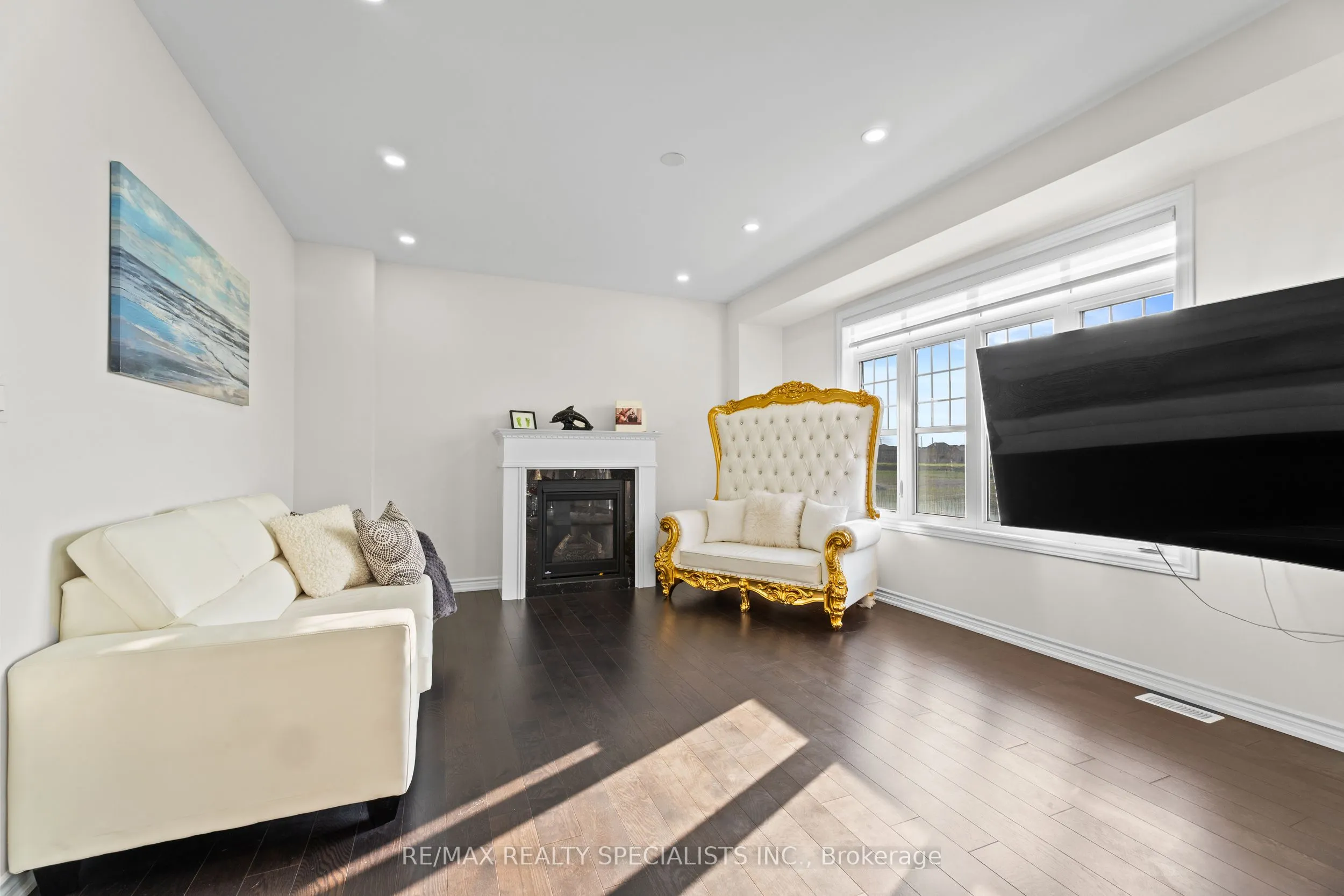 24 Wainwright Drive