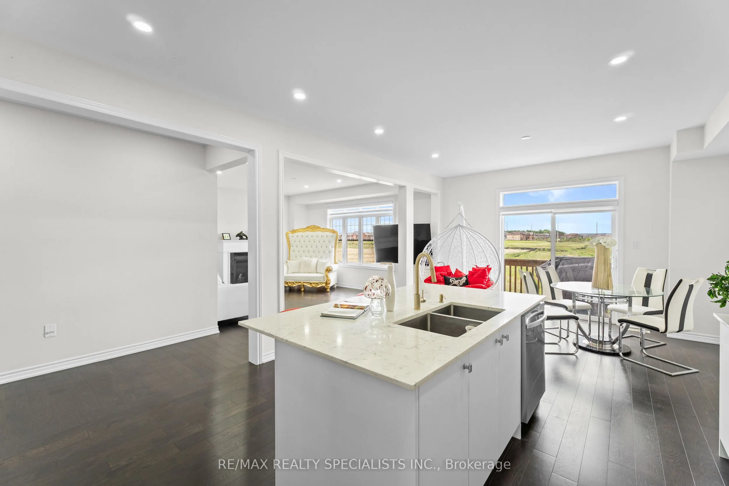 24 Wainwright Drive