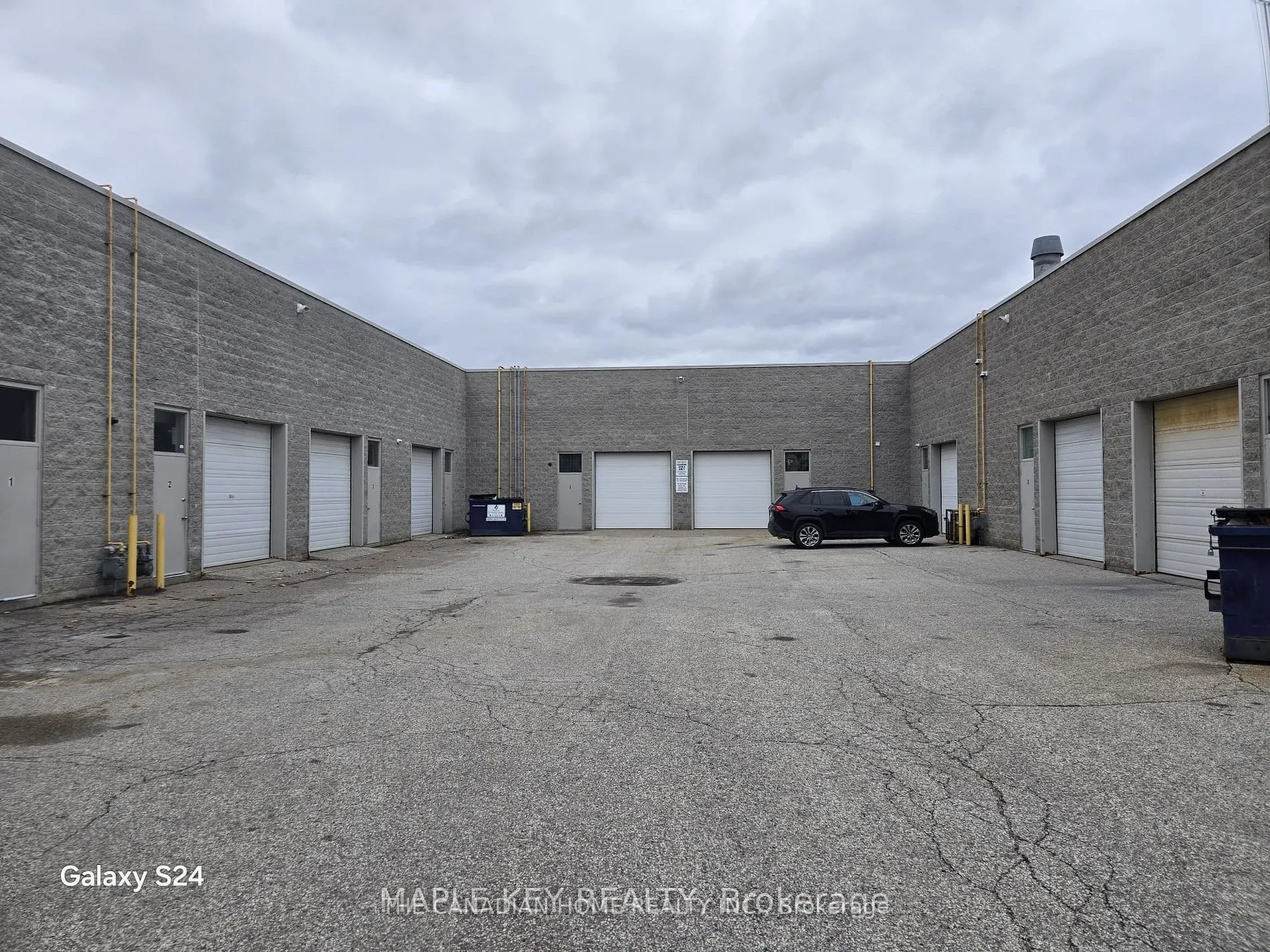 21 Signal Hill Avenue, #2