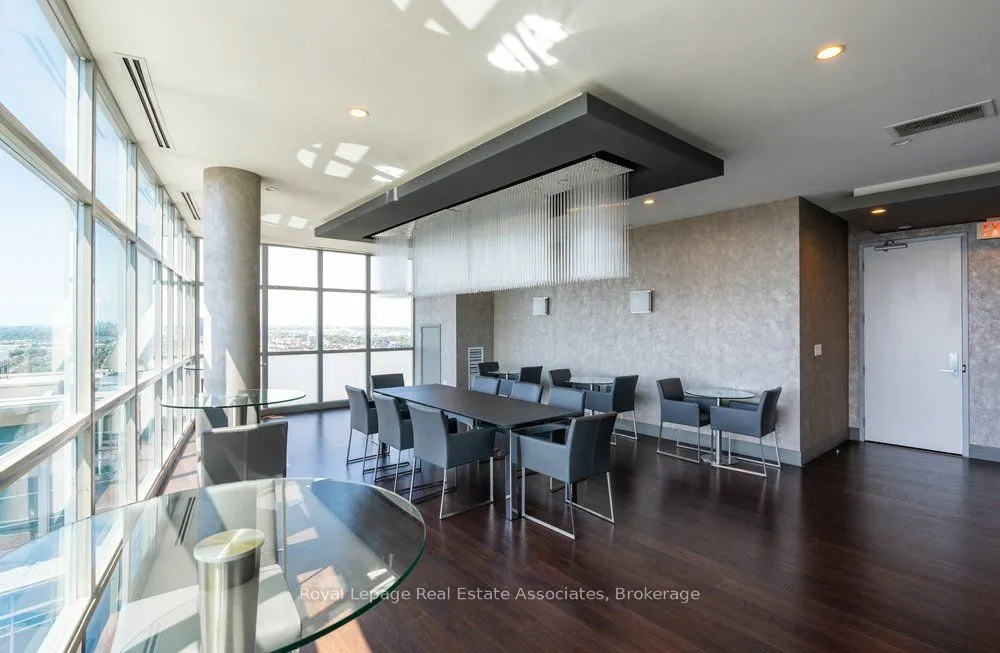 155 Legion Road N, #1601
