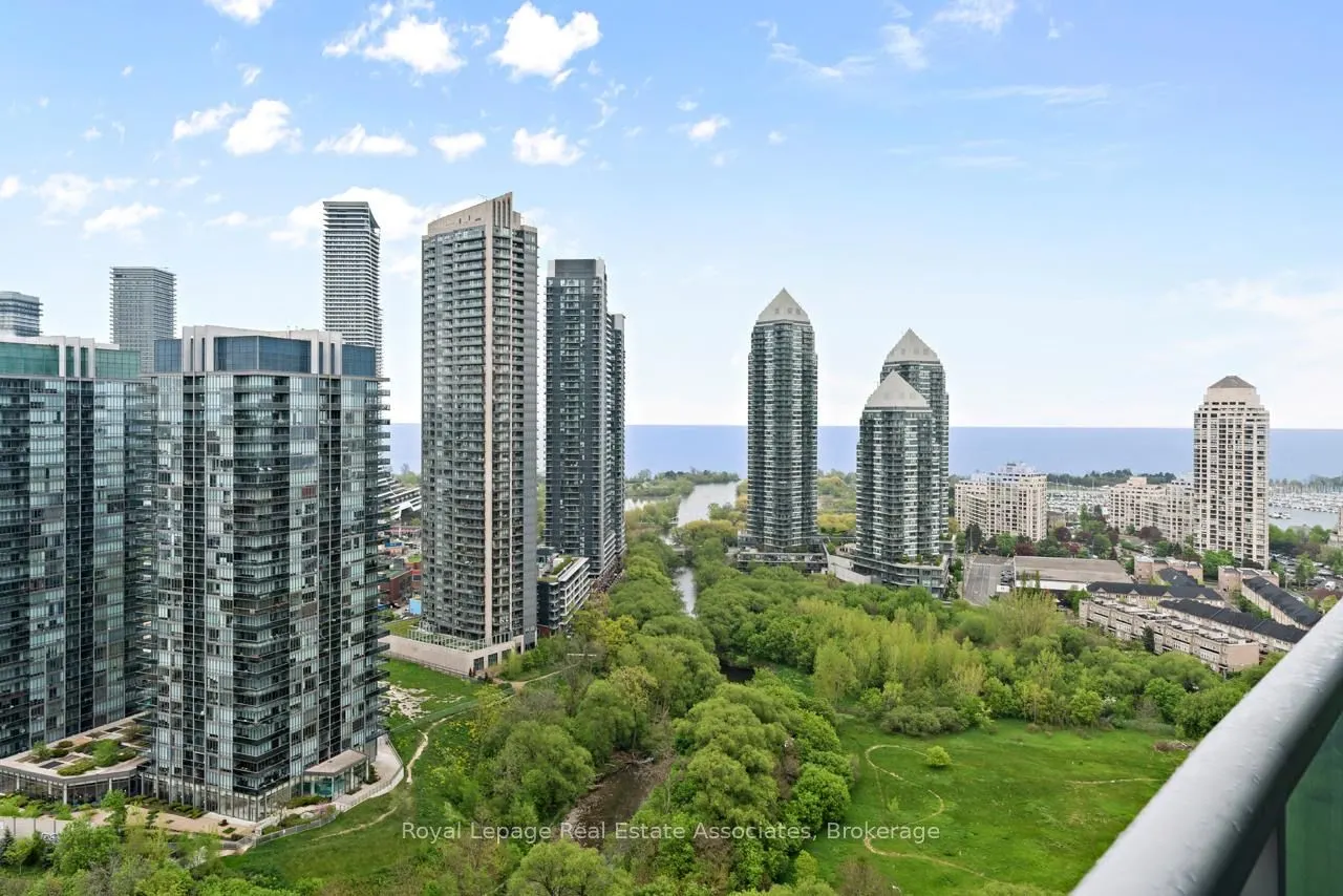 155 Legion Road N, #1601