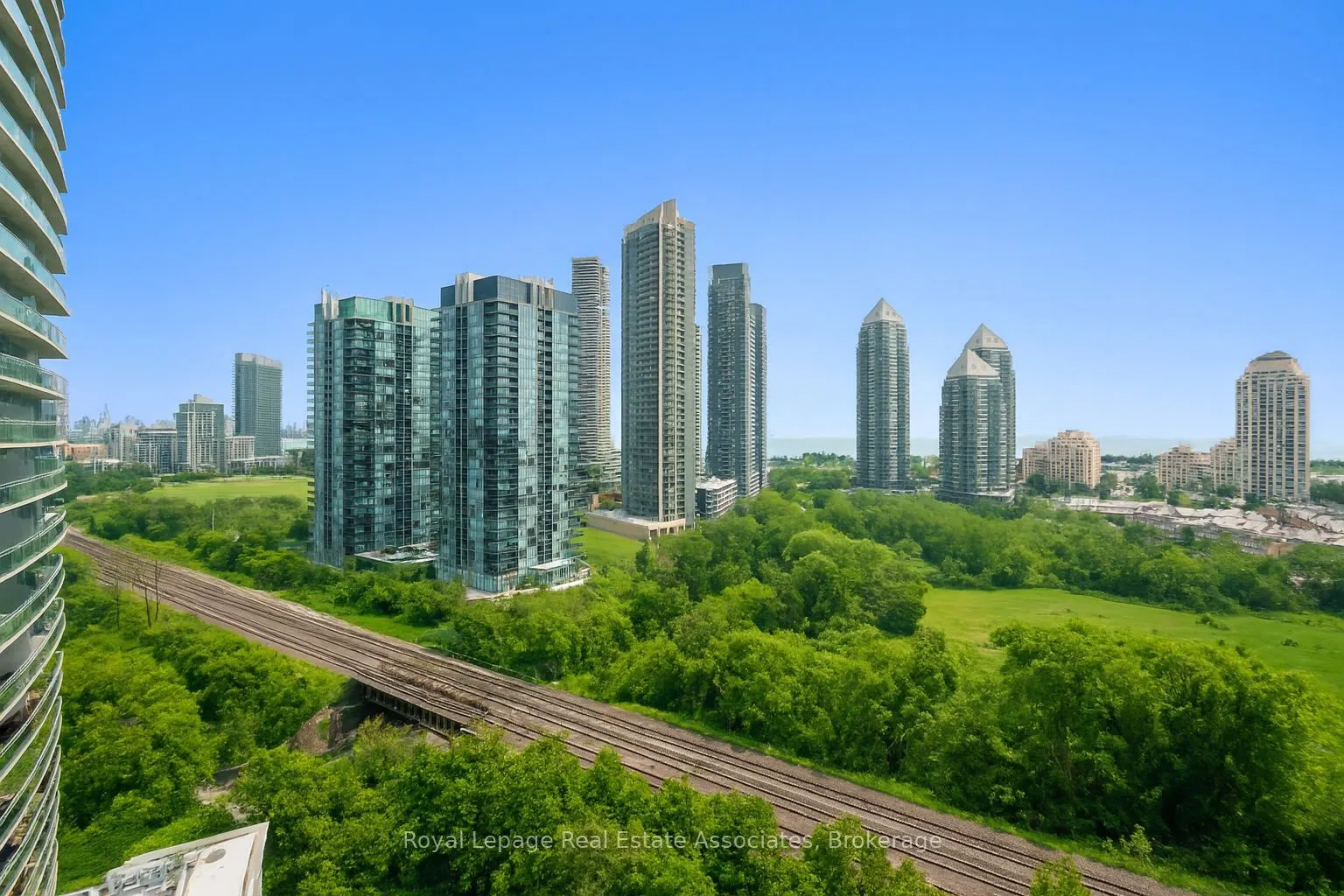 155 Legion Road N, #1601