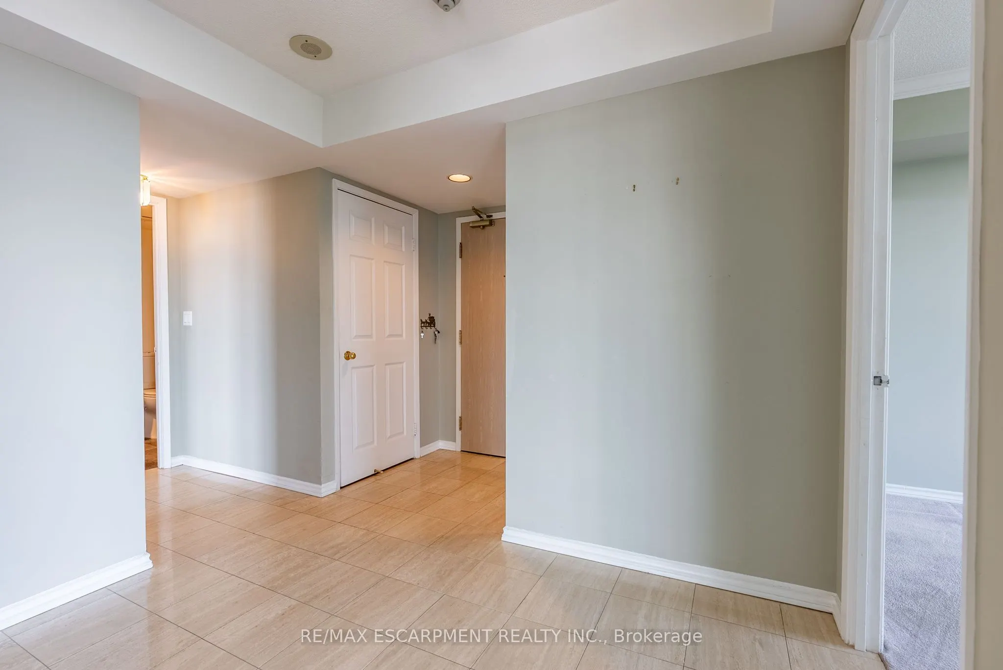 1271 WALDEN Circle, #PH108