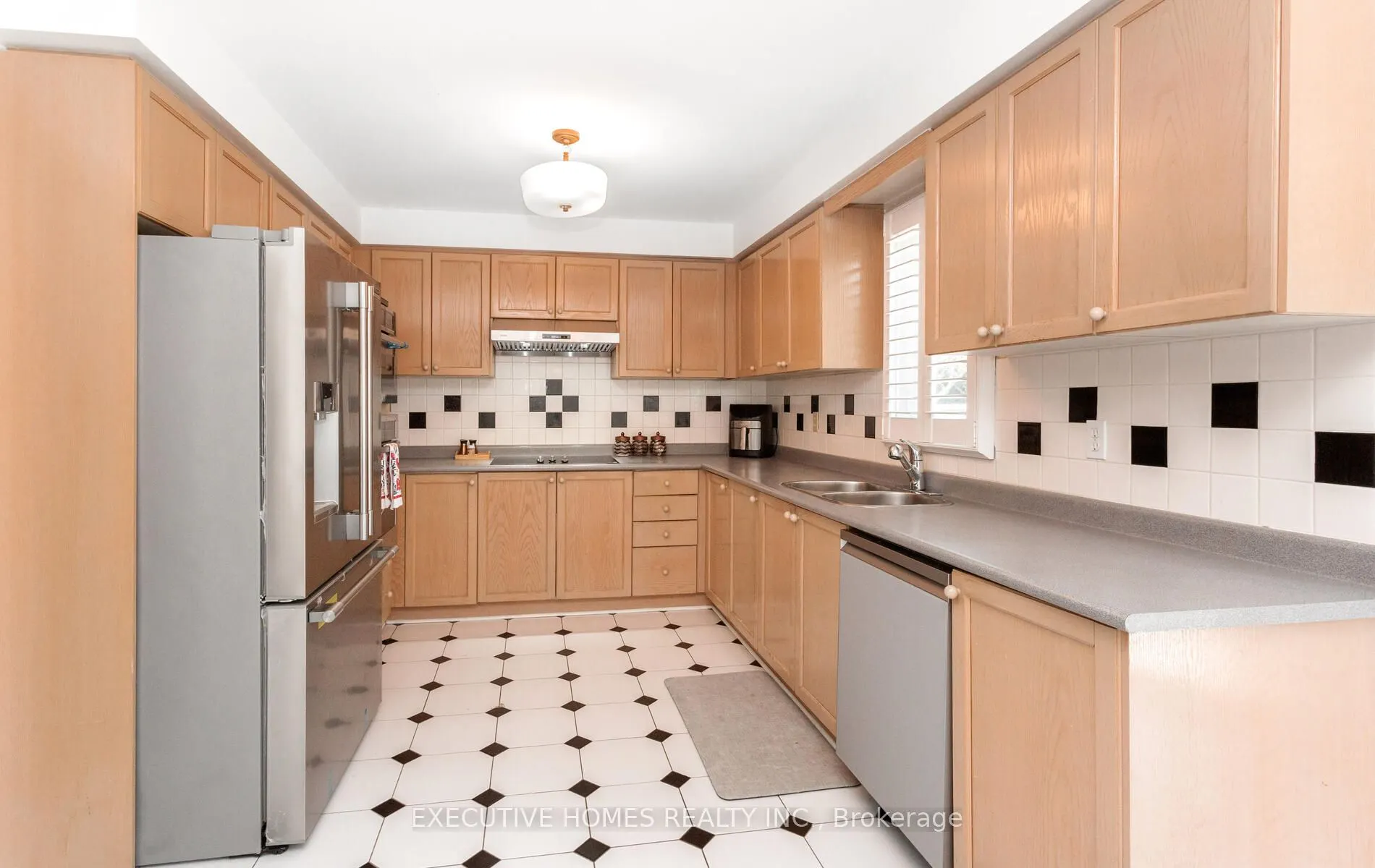 5489 Glen Erin Drive