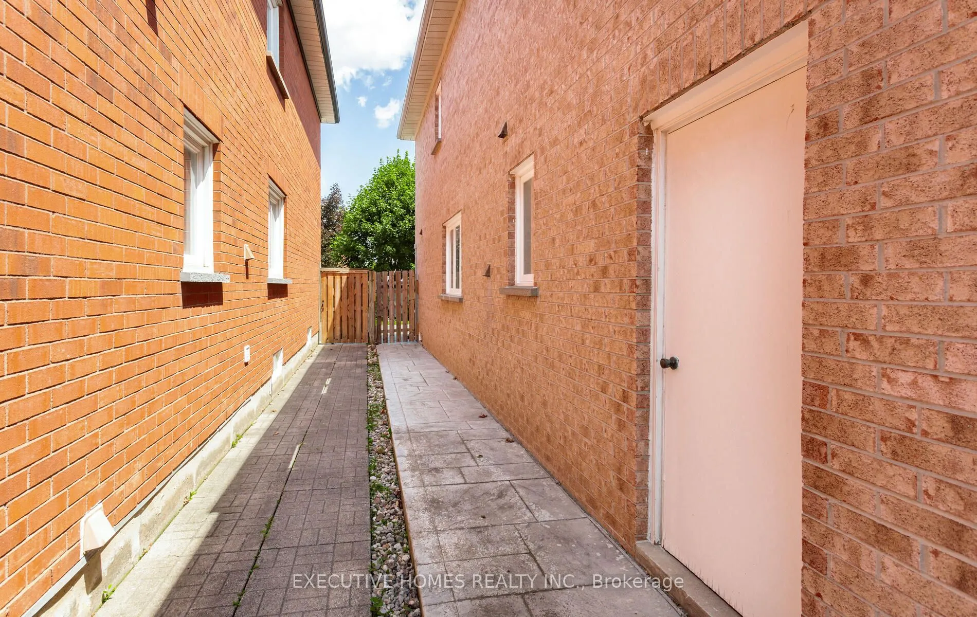 5489 Glen Erin Drive