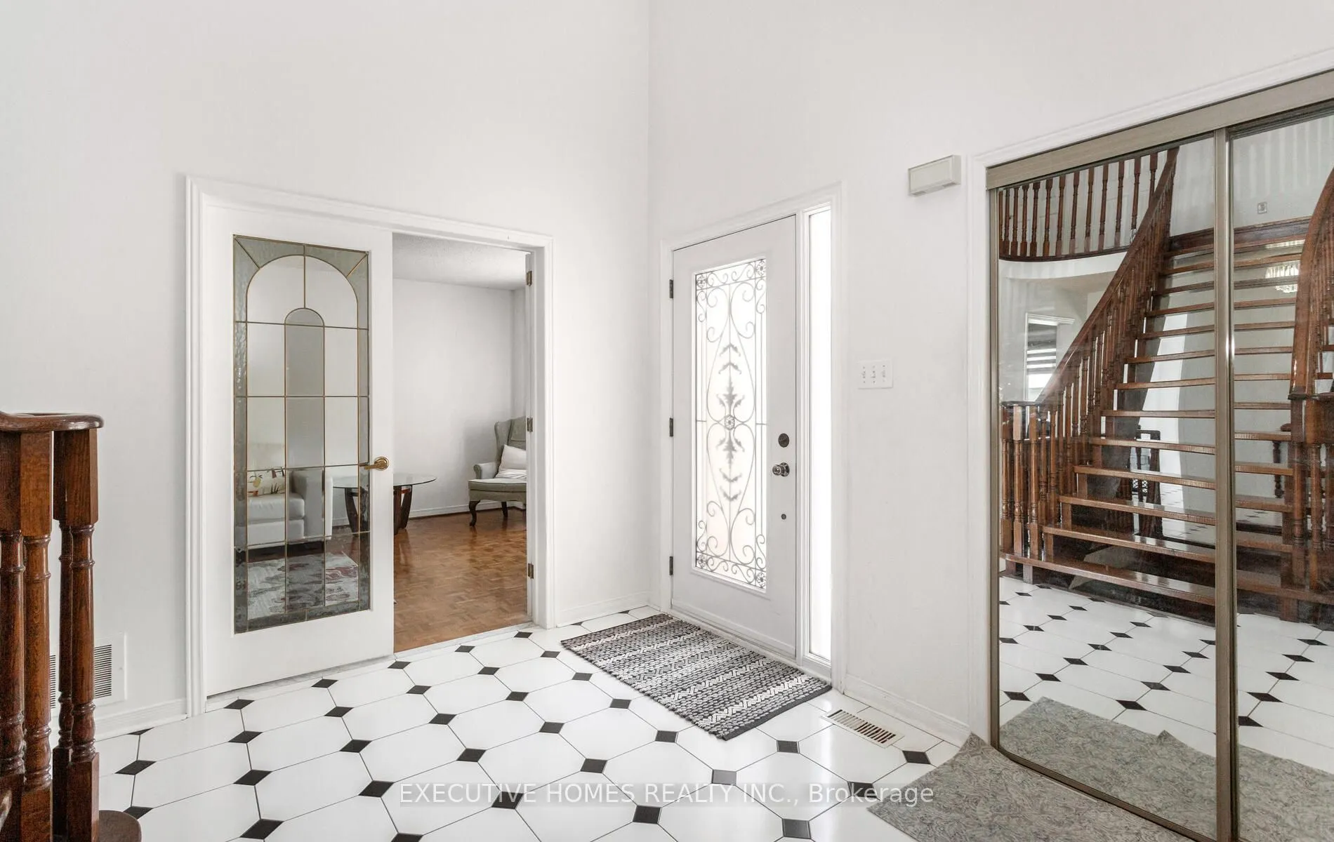 5489 Glen Erin Drive