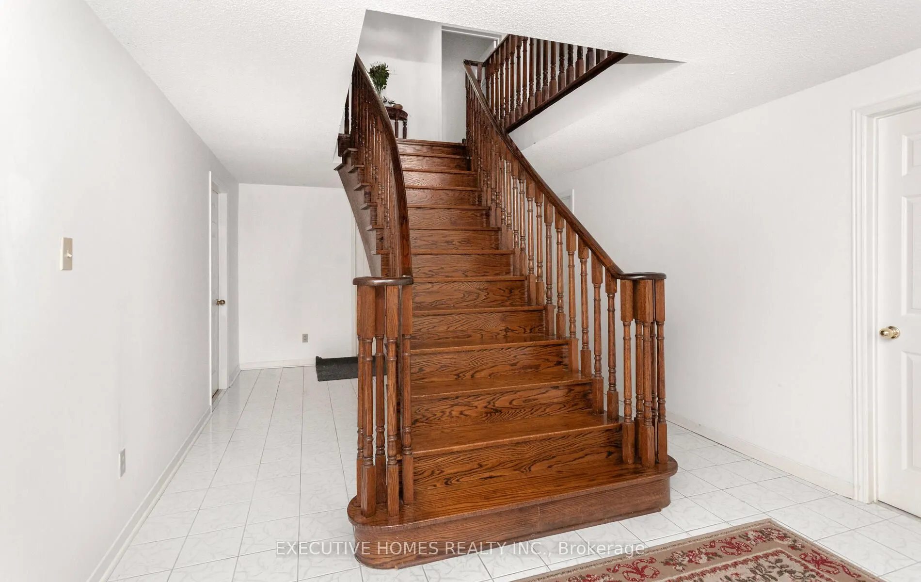 5489 Glen Erin Drive