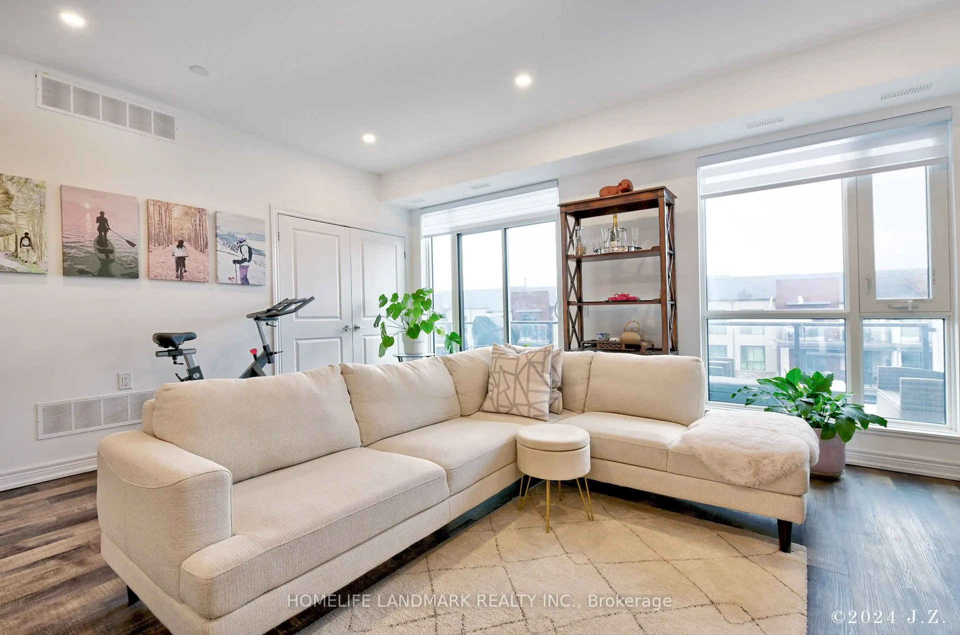 2370 Khalsa Gate, #308