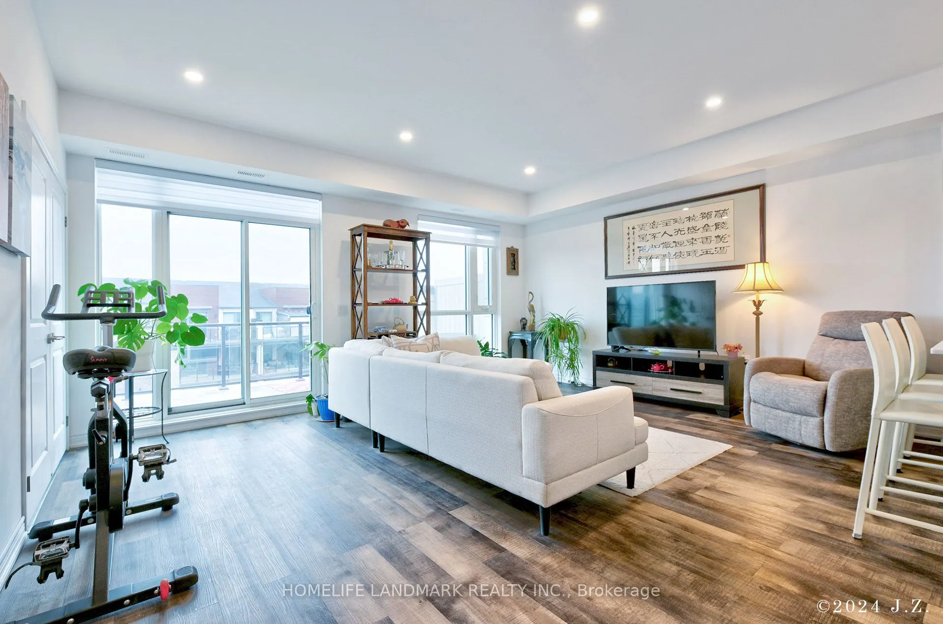 2370 Khalsa Gate, #308