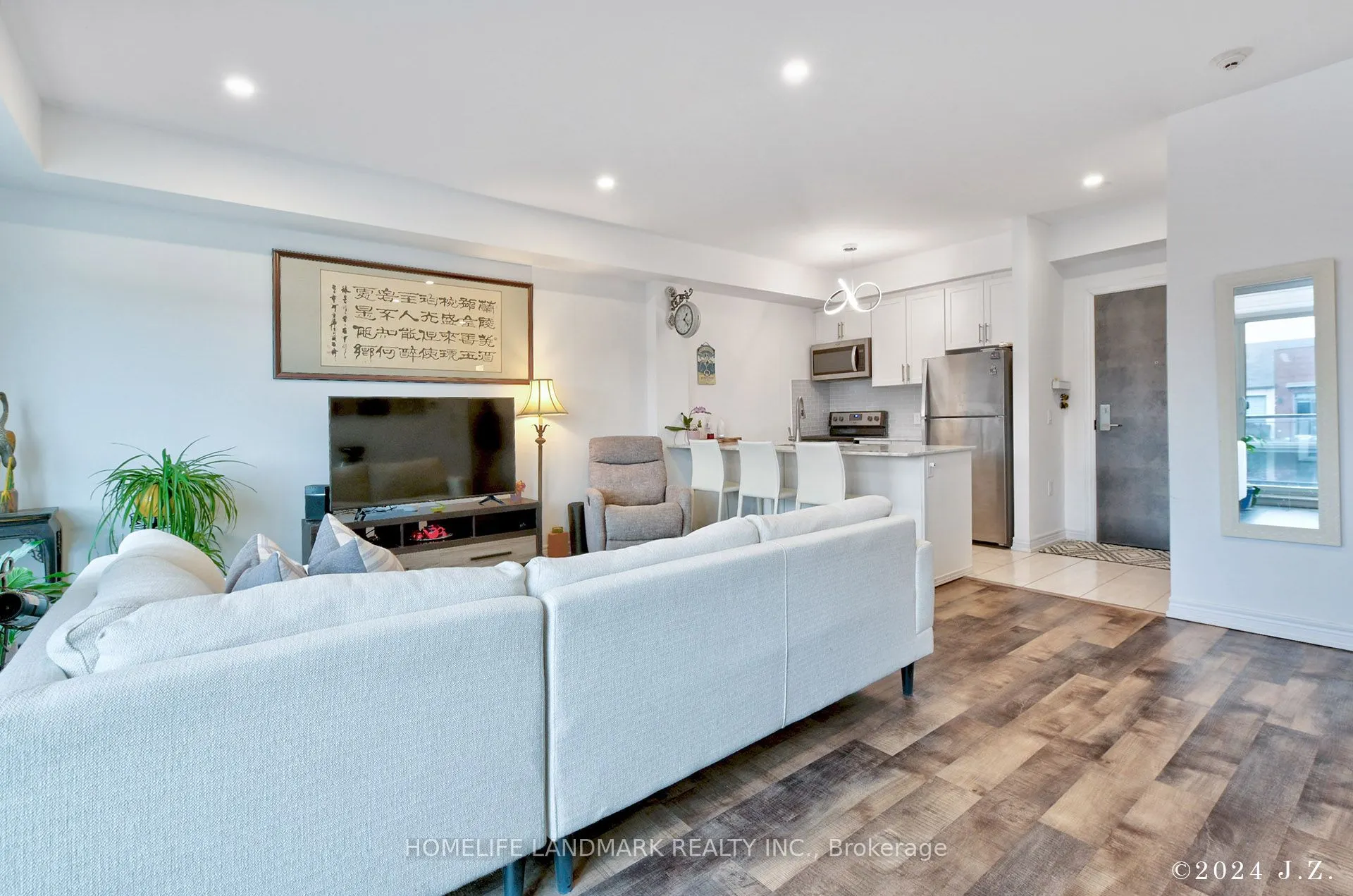 2370 Khalsa Gate, #308