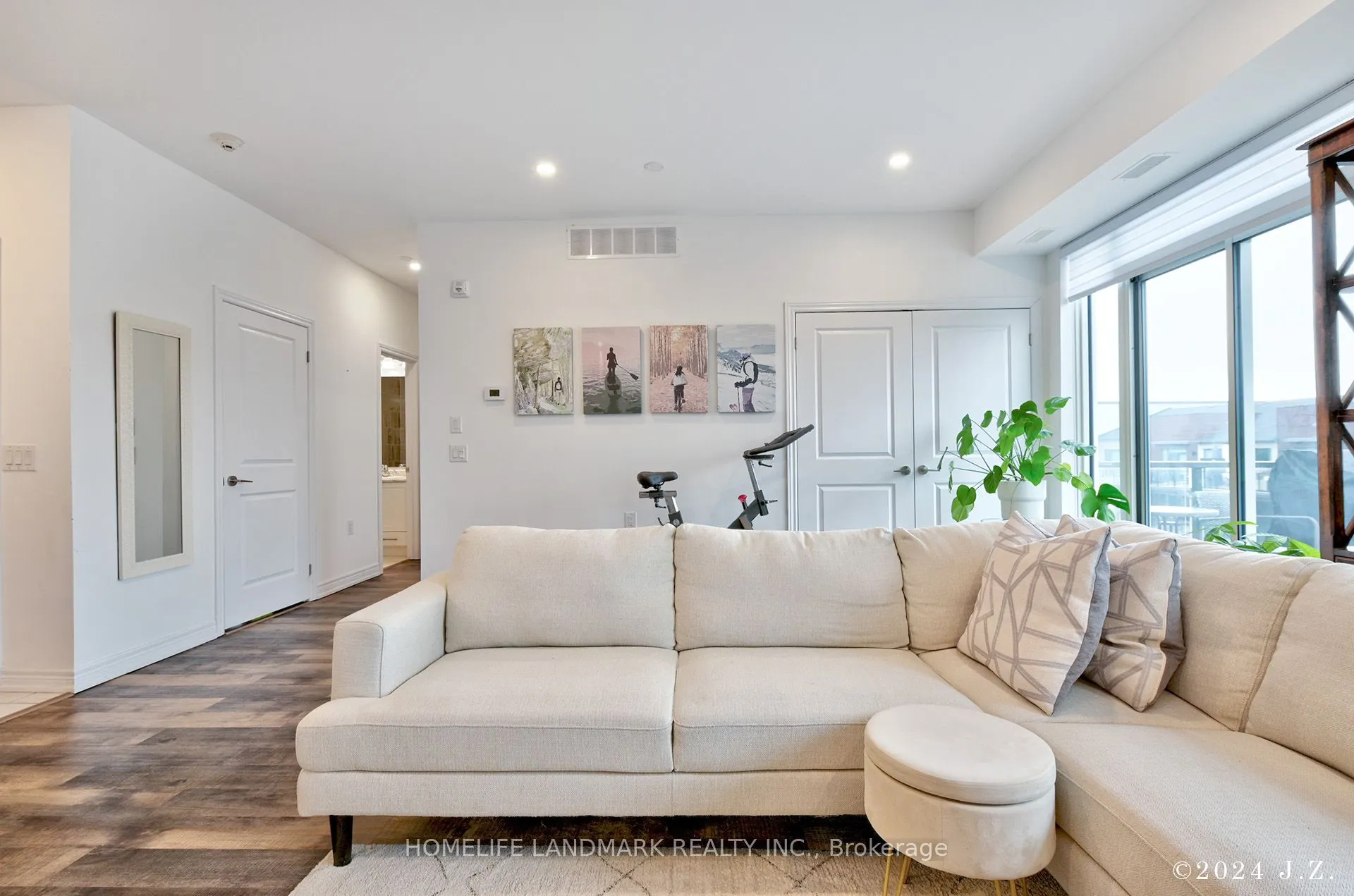 2370 Khalsa Gate, #308