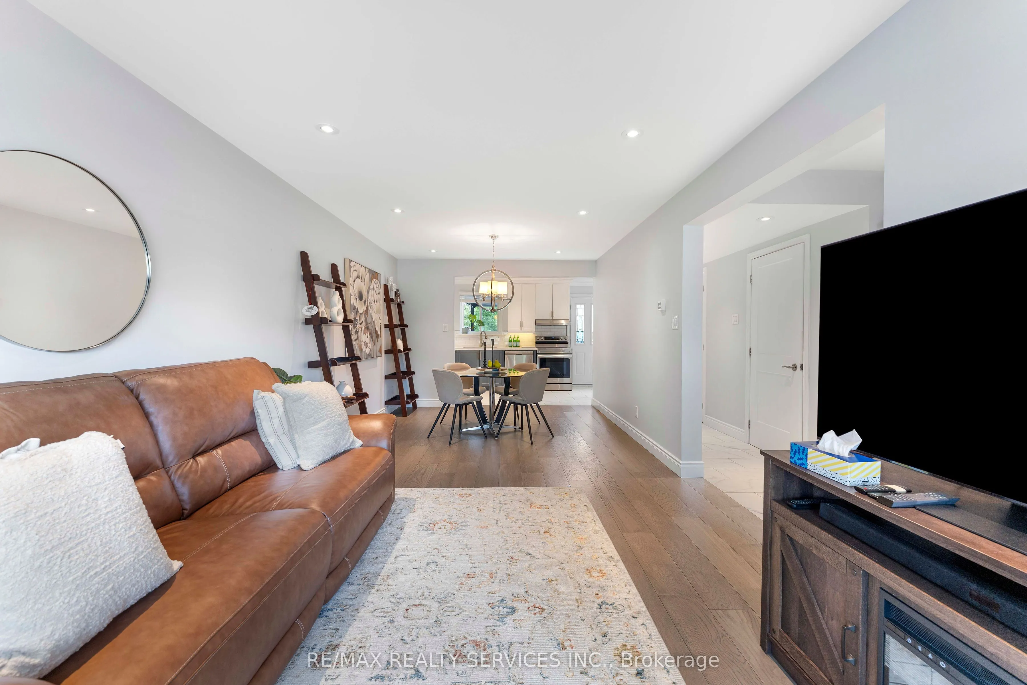 94 Guildford Crescent, #94