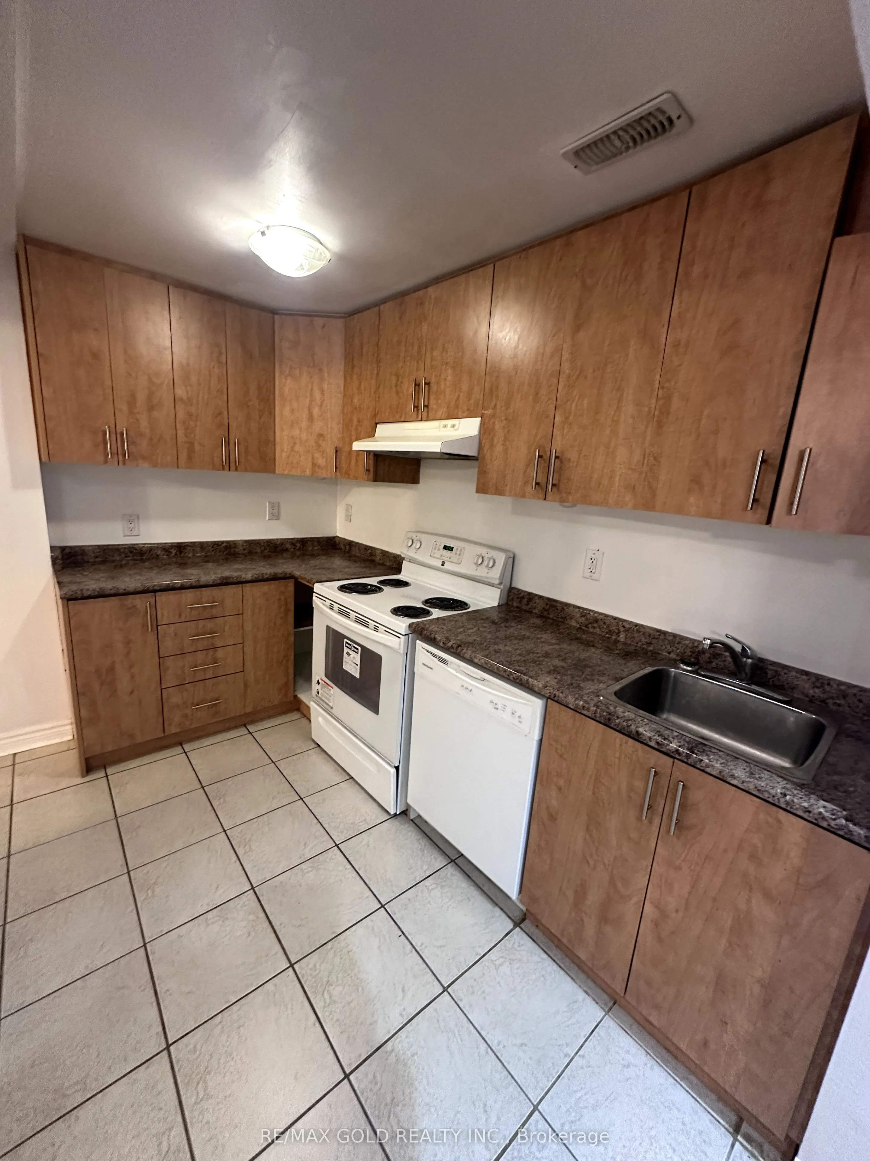 2 Bellchase Trail
