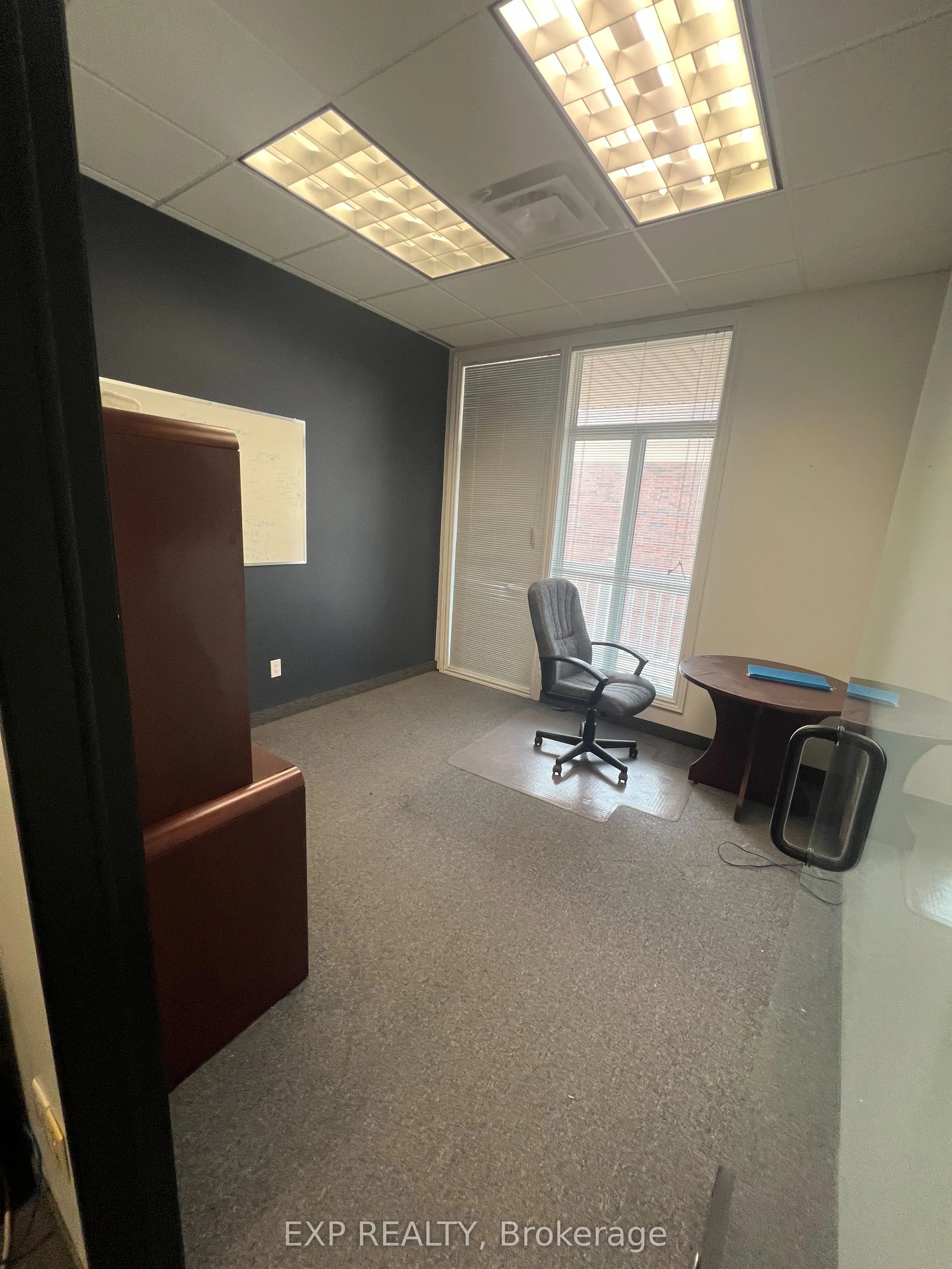951 Wilson Avenue, #8