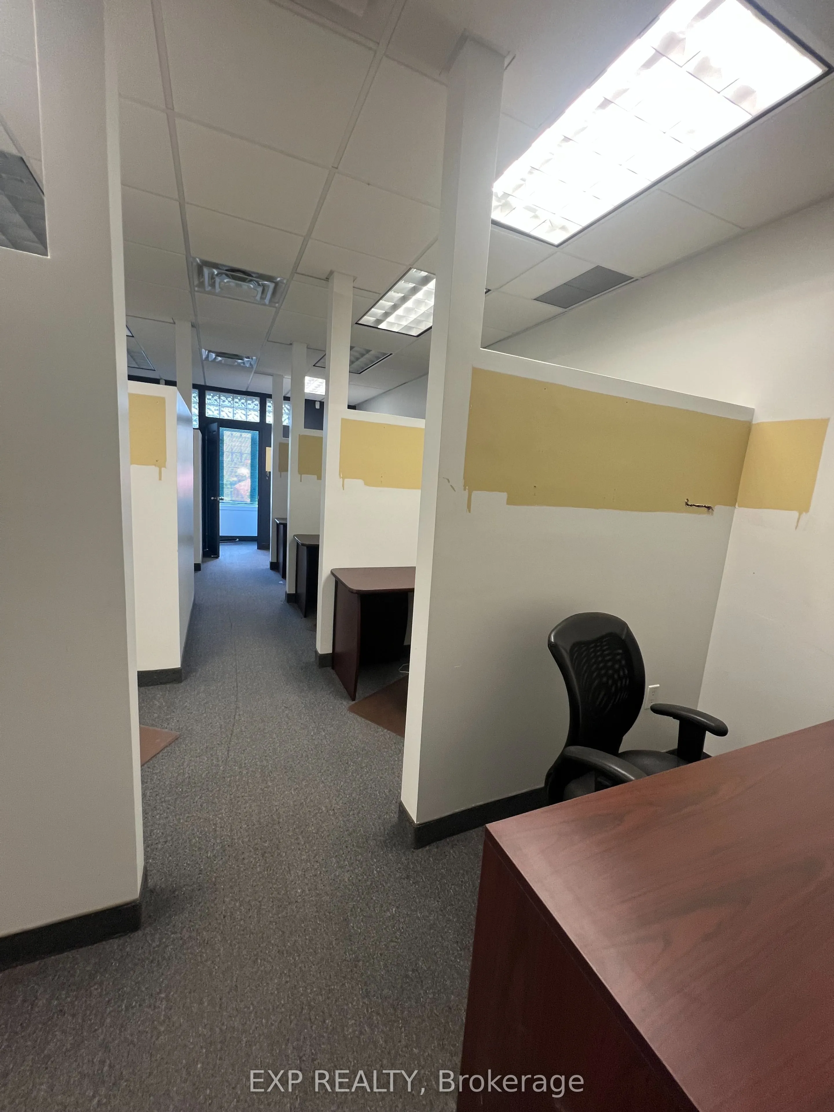 951 Wilson Avenue, #8