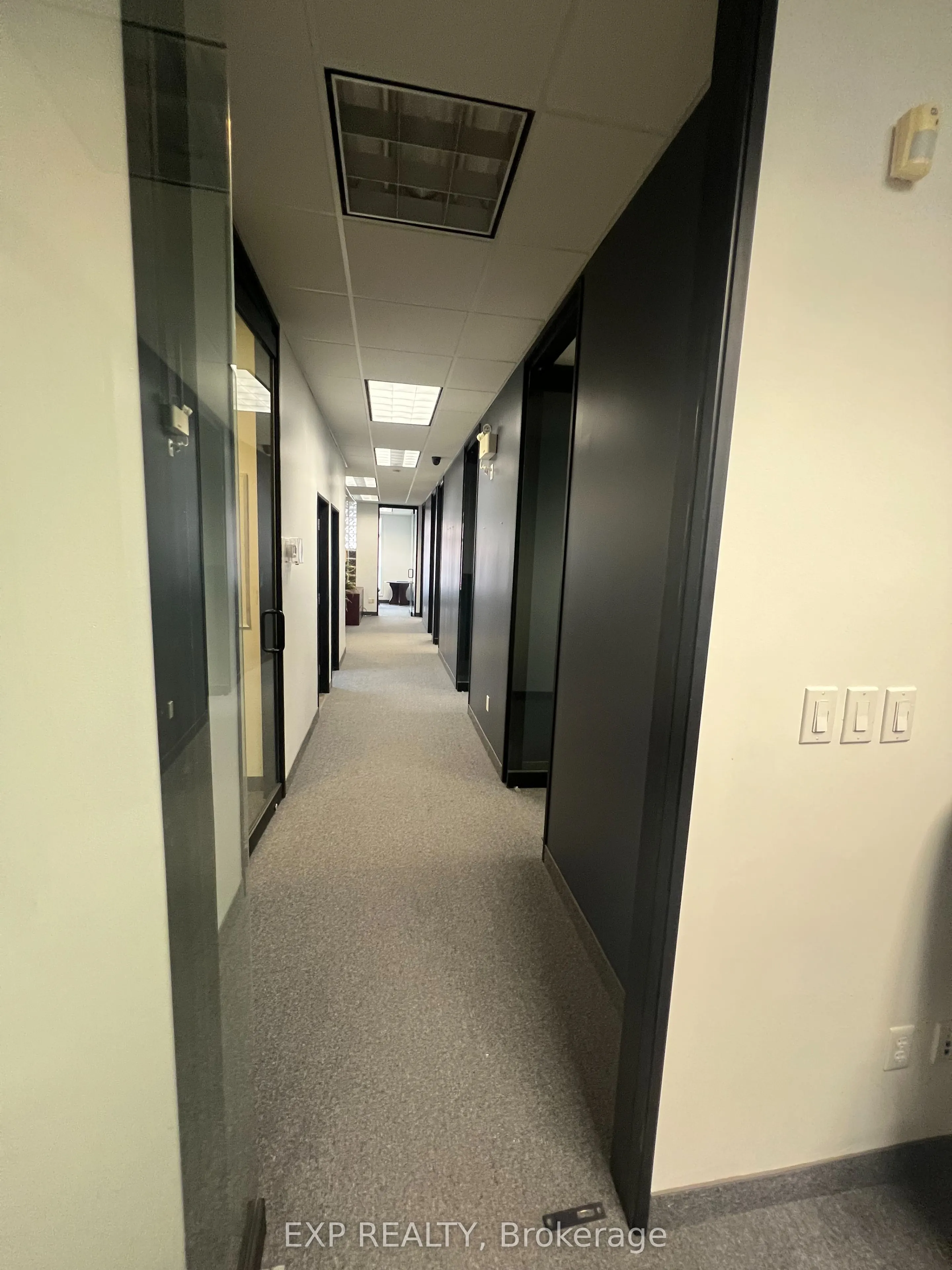 951 Wilson Avenue, #8
