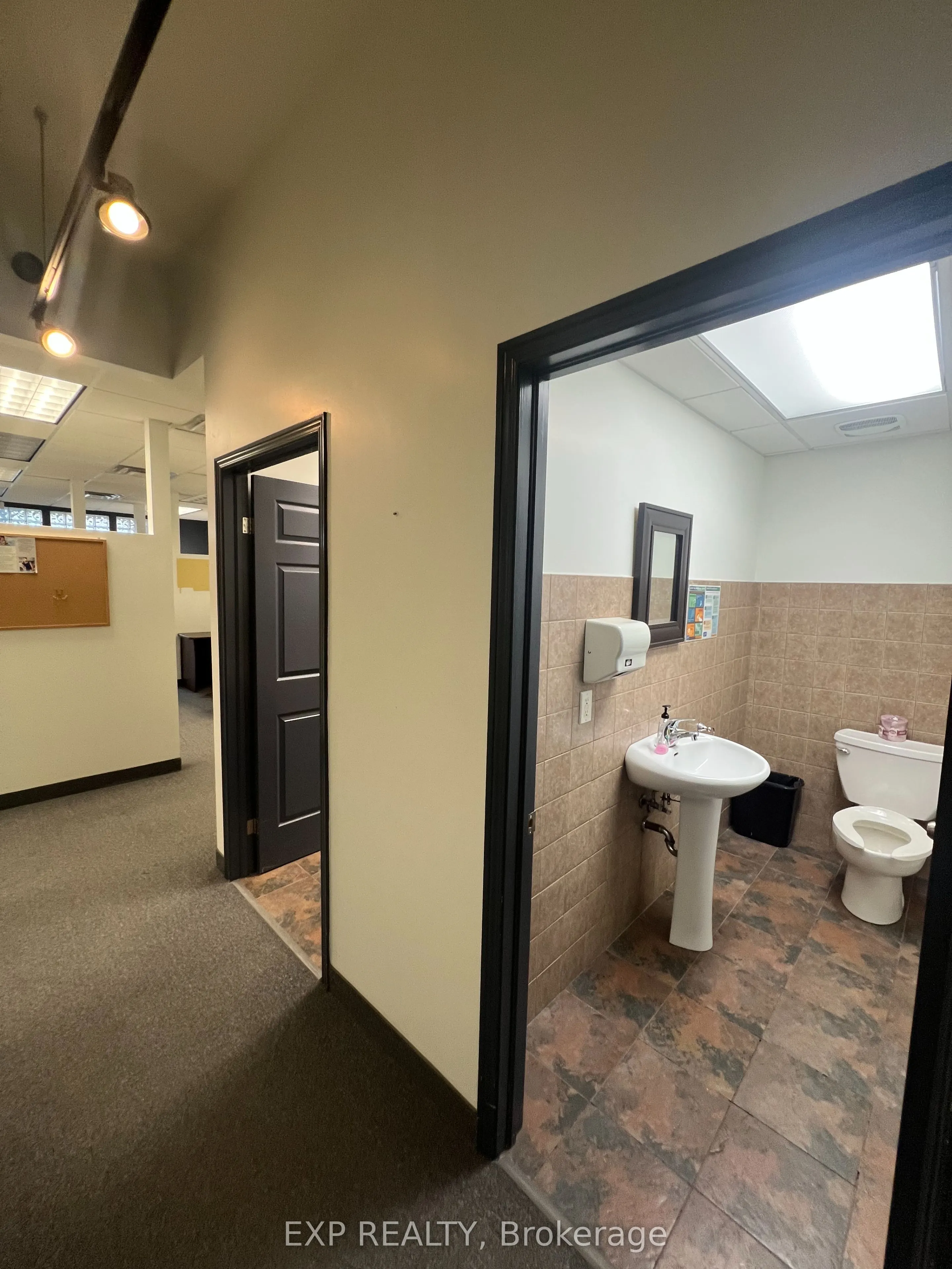 951 Wilson Avenue, #8