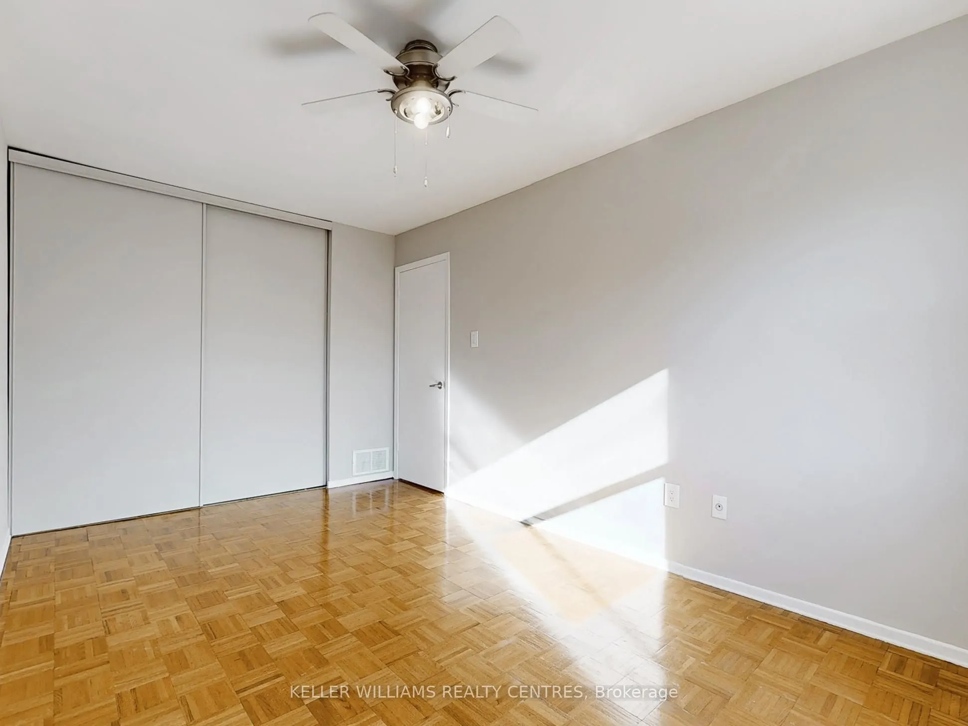 2825 Gananoque Drive, #43